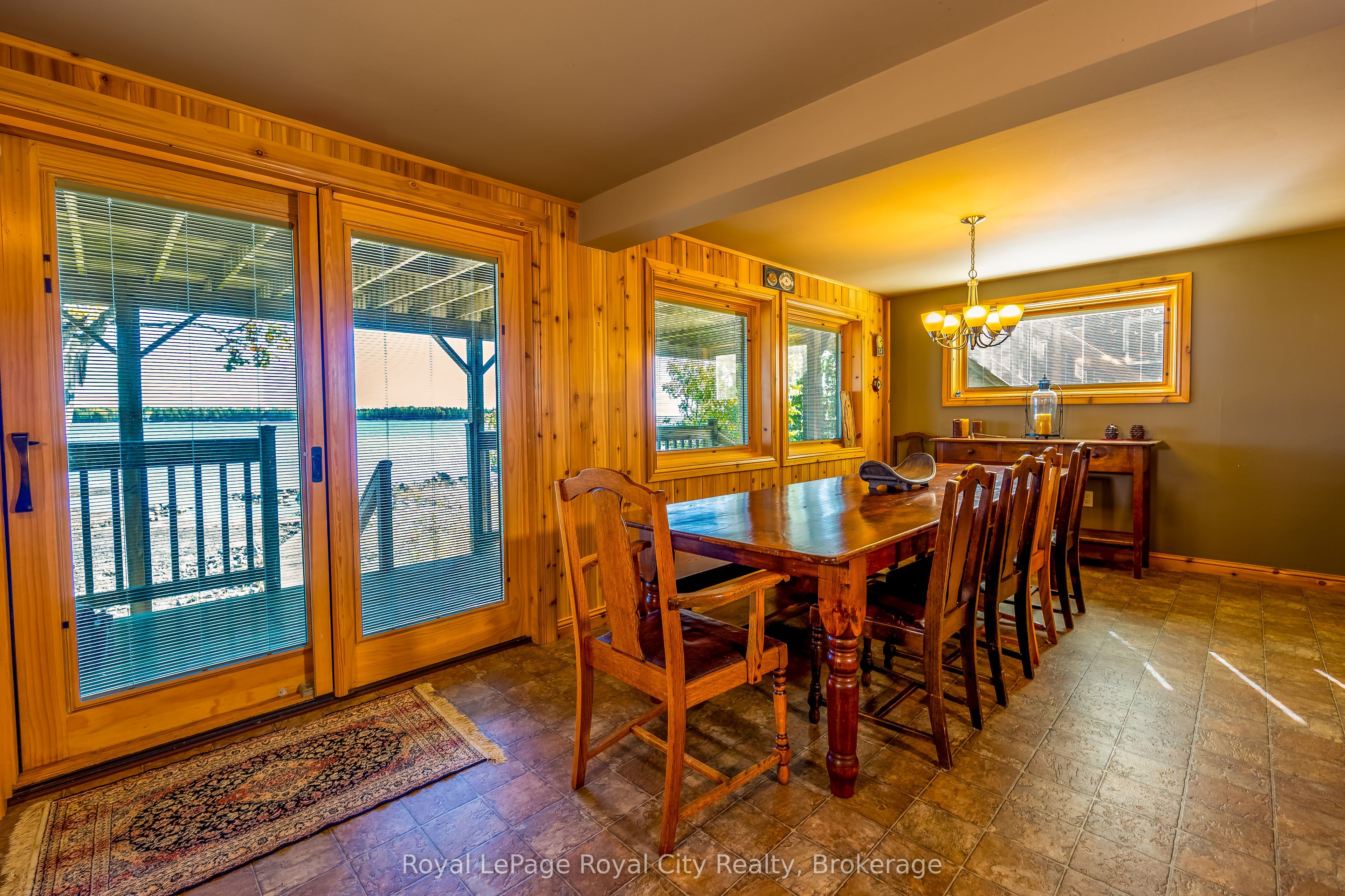 584 Warner Bay Road, Northern Bruce Peninsula, ON N0H 2R0 photo 2