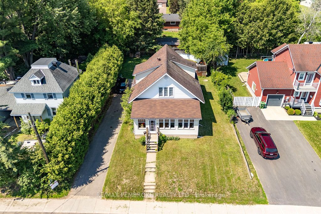 33 Doran Road, Petawawa, ON K8H 1R1 photo 4
