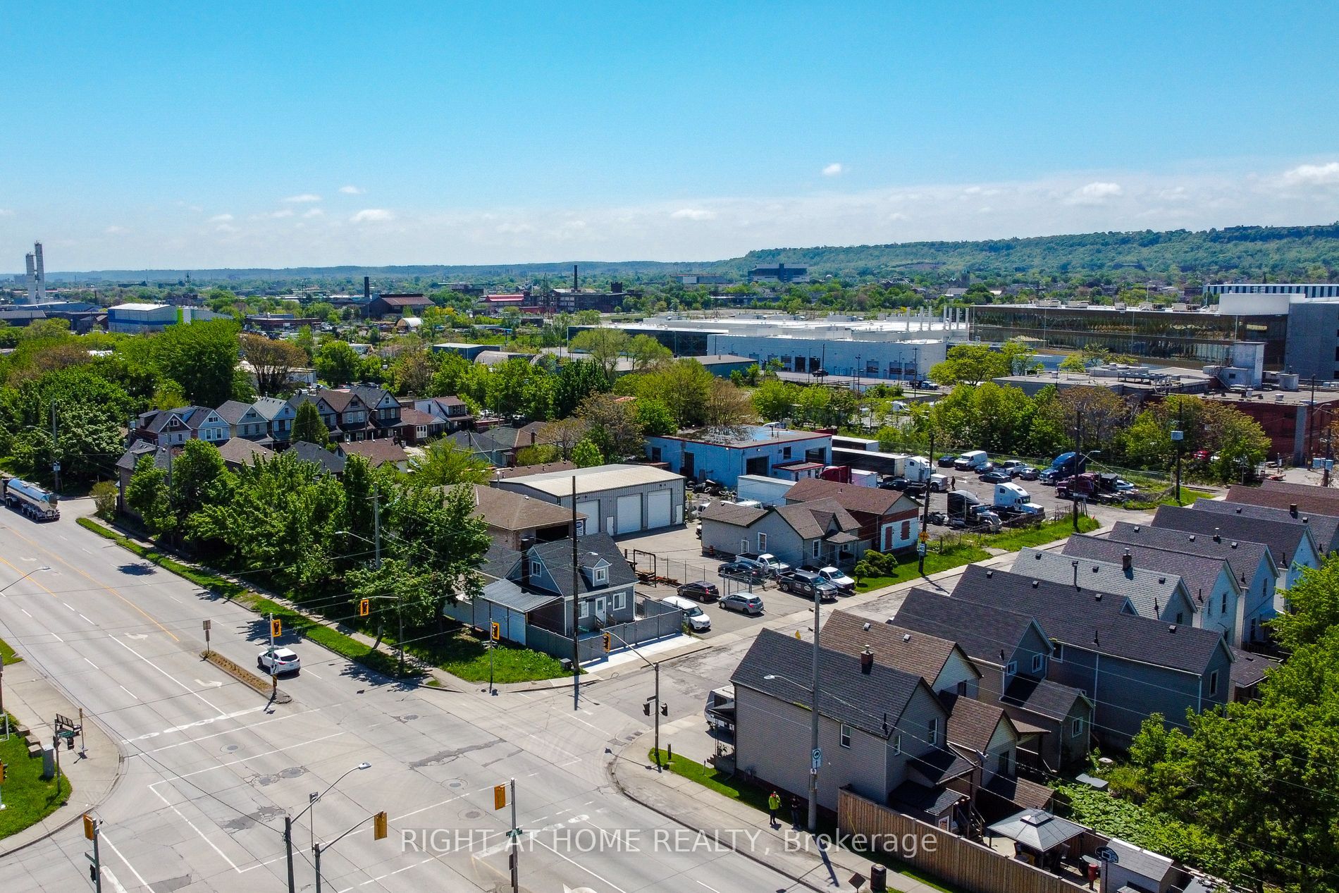 78 Hillyard Street, Hamilton, ON L8L 6B4 photo 5