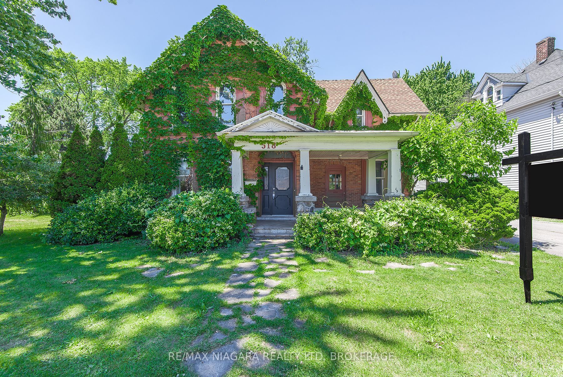 518 King Street, Port Colborne, ON L3K 4H6
