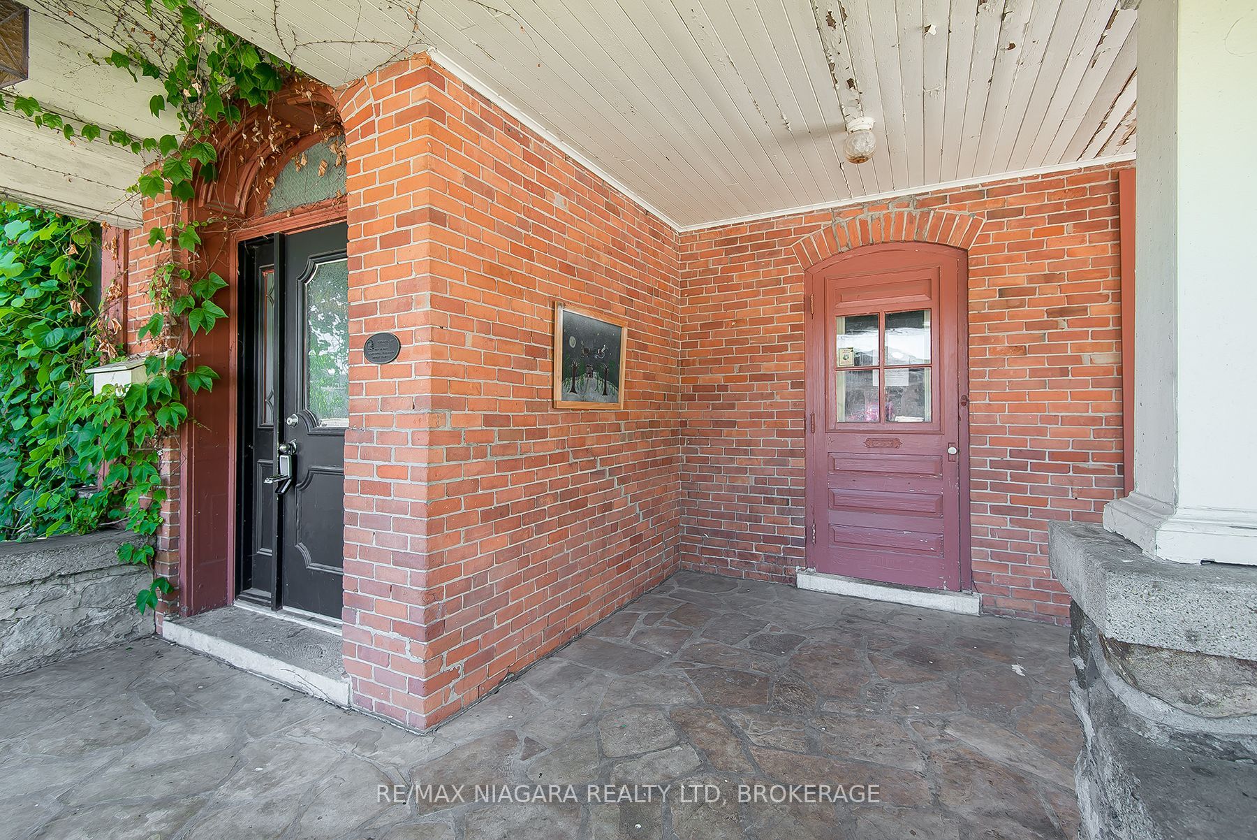 518 King Street, Port Colborne, ON L3K 4H6 photo 4