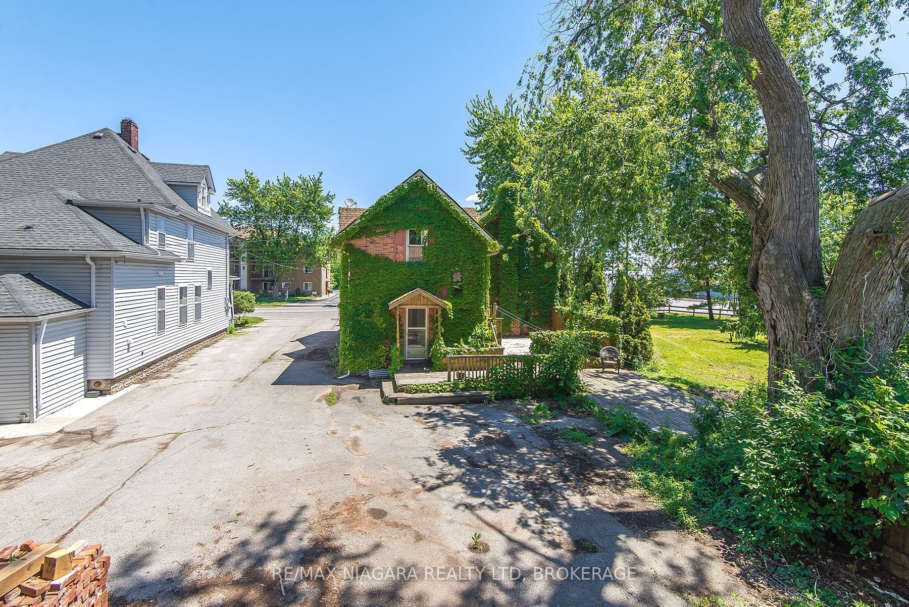 518 King Street, Port Colborne, ON L3K 4H6 photo 5