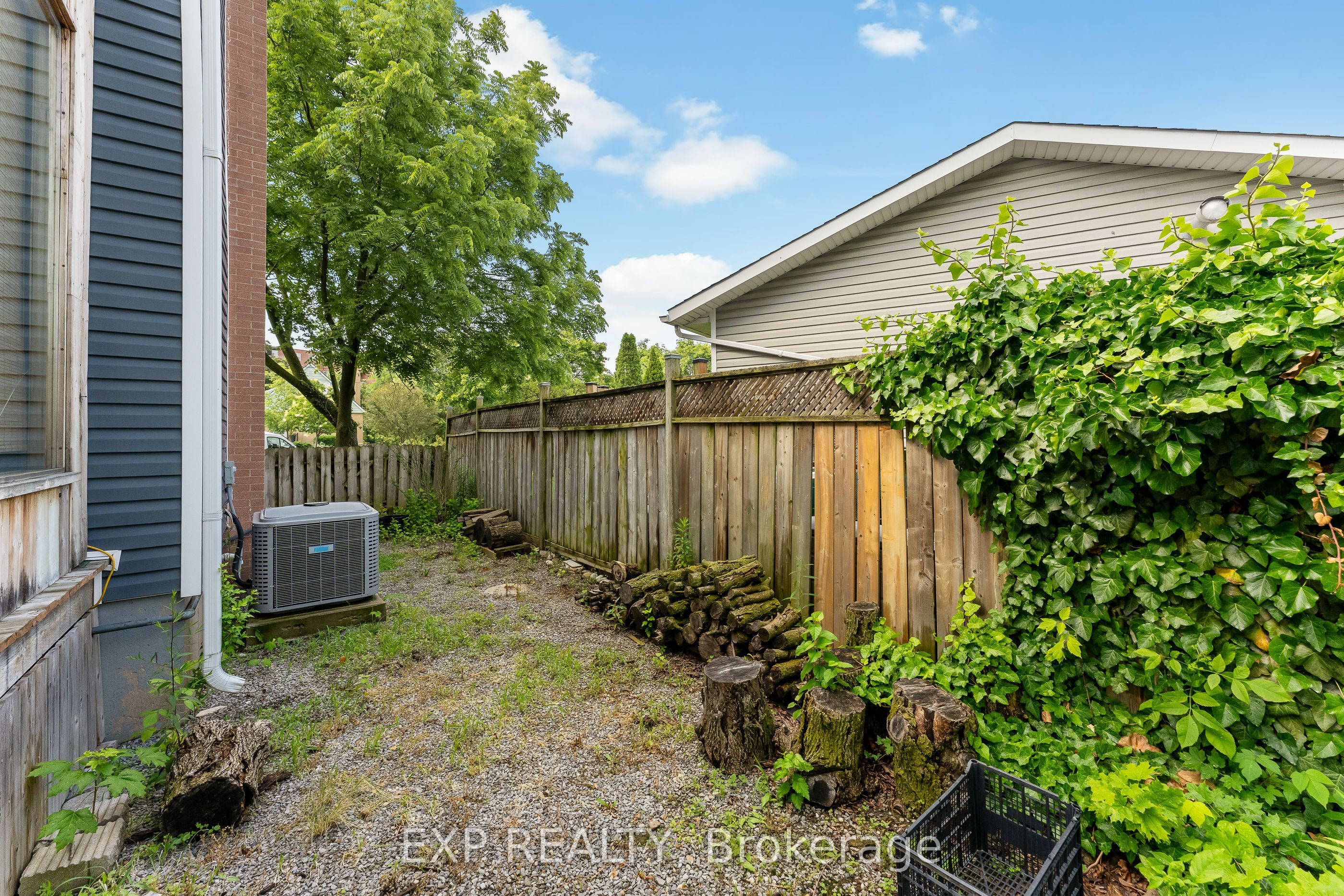 3 WINNIFRED Avenue, St. Catharines, ON L2M 5X2 photo 5