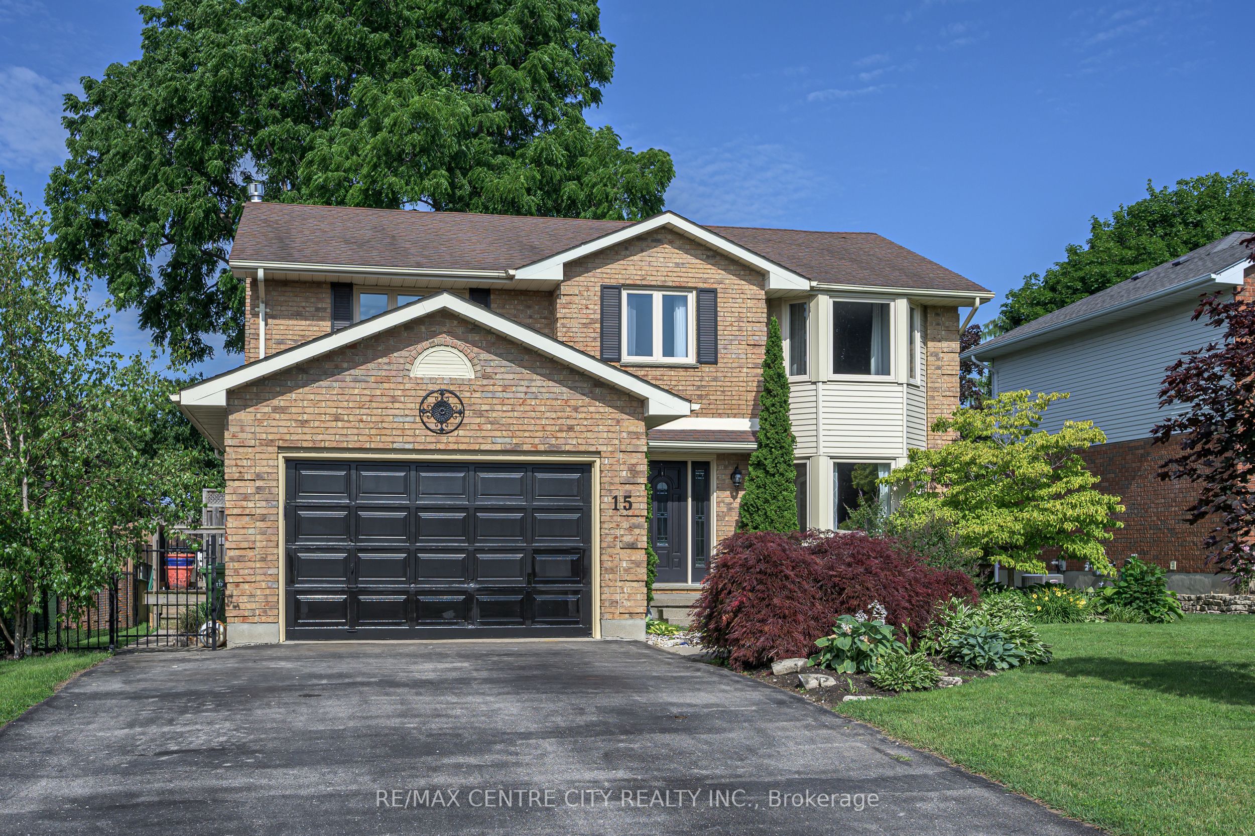 15 Cavanaugh Crescent, St. Thomas, ON N5R 5Y3 photo 2