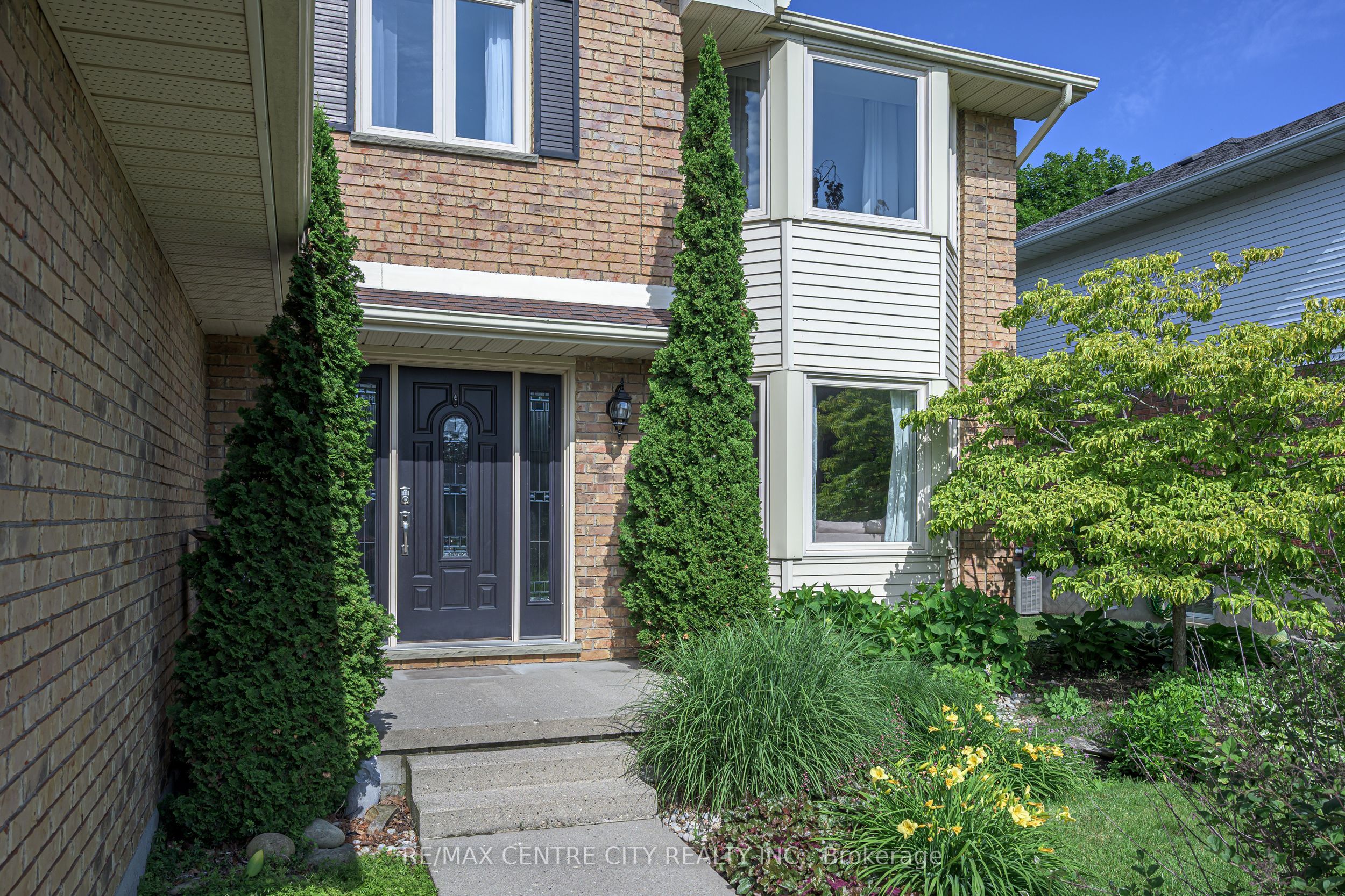 15 Cavanaugh Crescent, St. Thomas, ON N5R 5Y3 photo 4