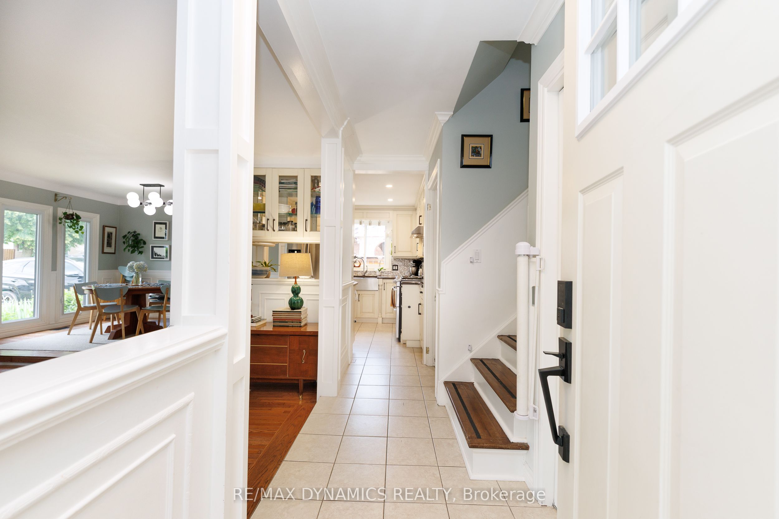 4204 Brookdale Drive, Niagara Falls, ON L2H 2B5 photo 4