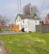151 Adelaide Street, Gananoque, ON K7G 2B7 photo 3