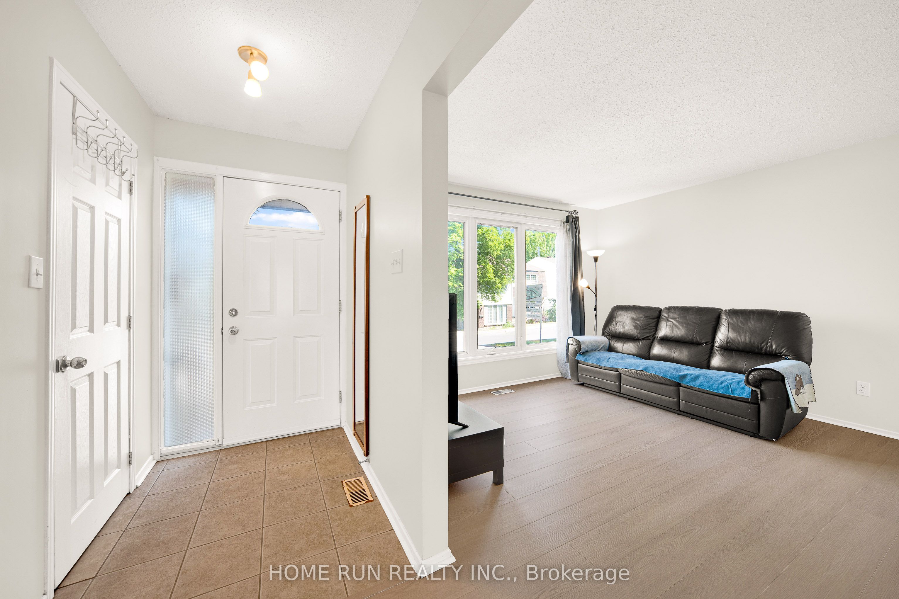 2111 Montreal Road 4, Beacon Hill North - South and Area, ON K1J 8M8 photo 4