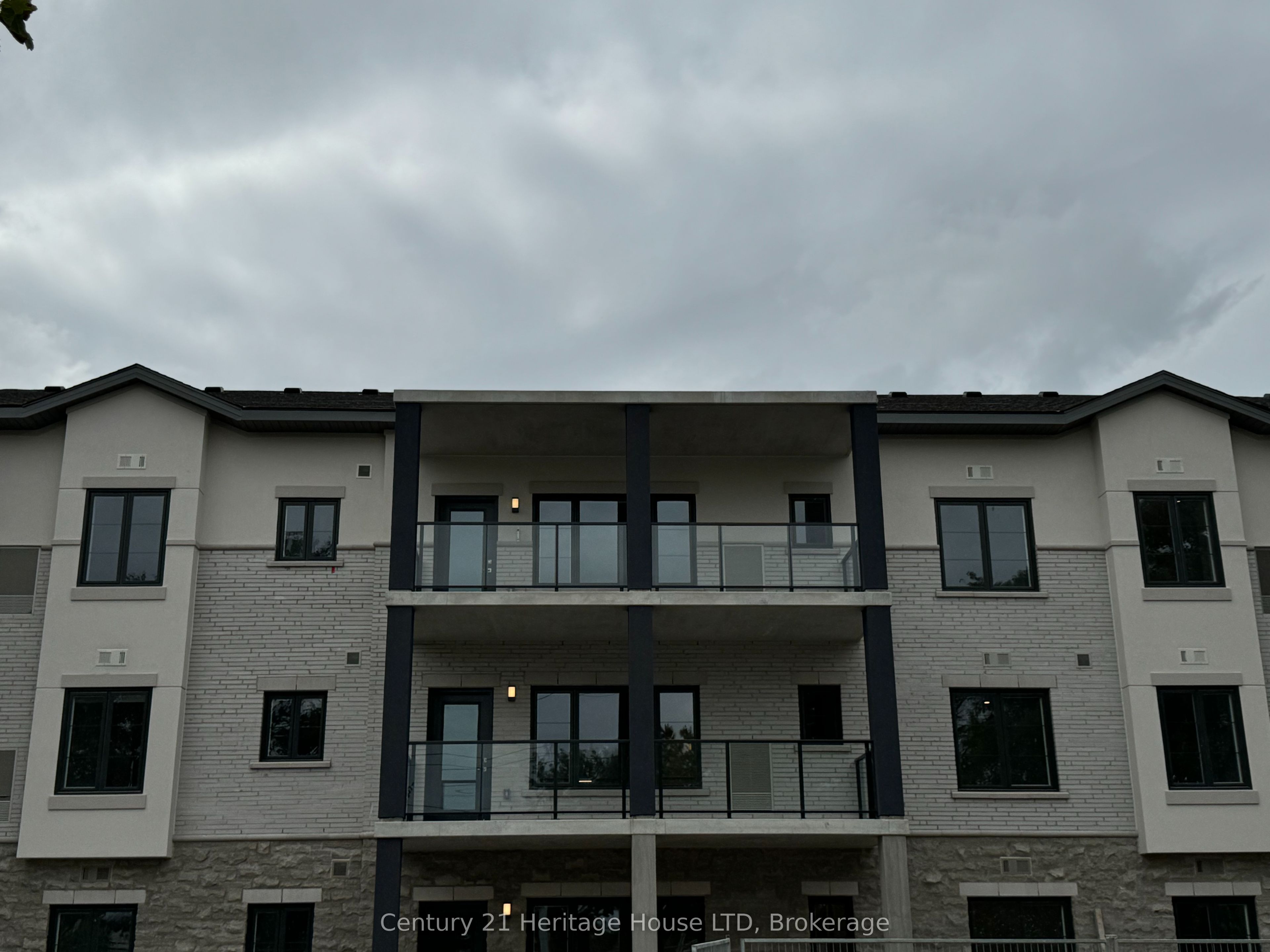 119 LINCOLN Street 304, Welland, ON L3C 0L2 photo 5