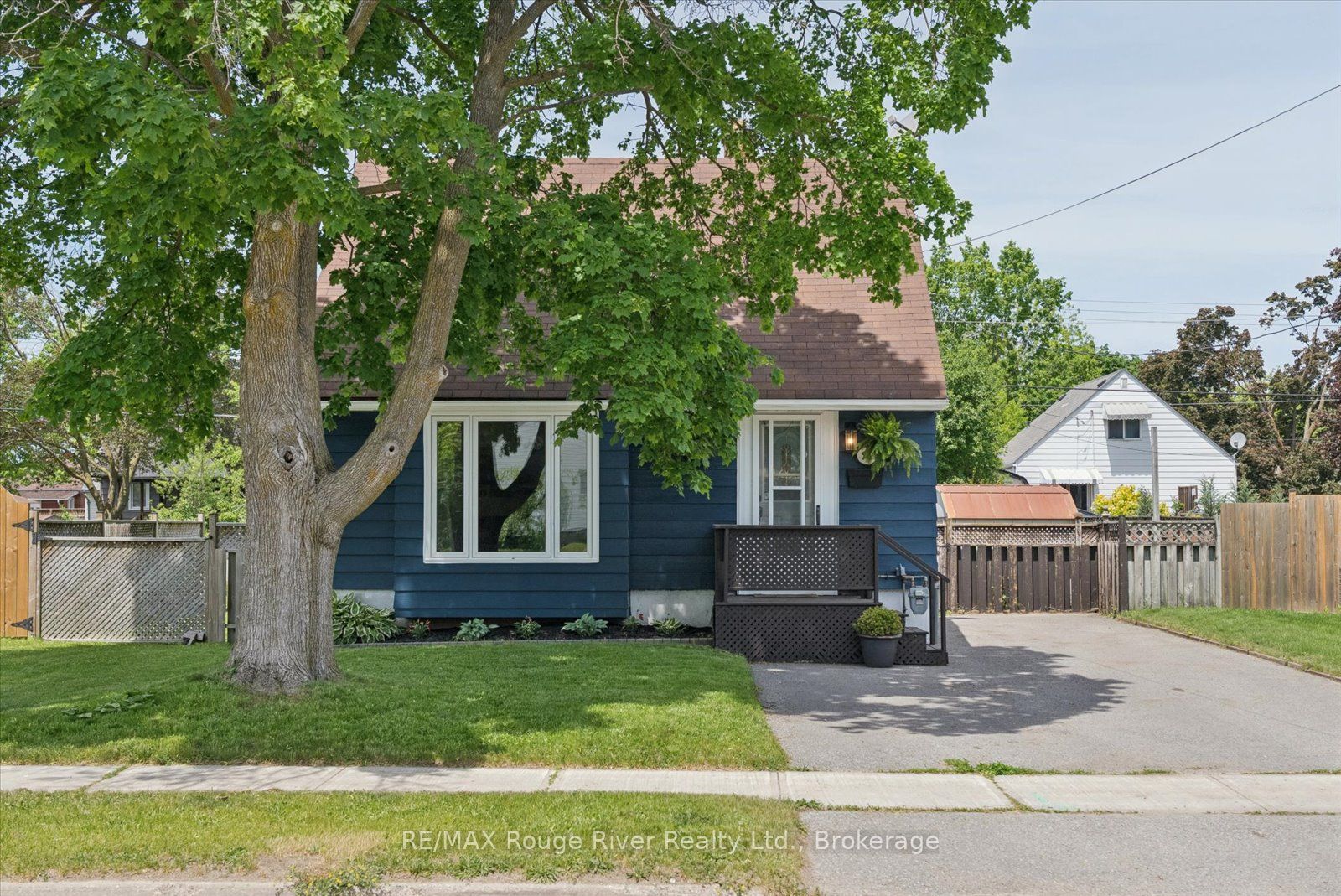 542 O'connell Road, Peterborough, ON K9J 4E3 photo 2