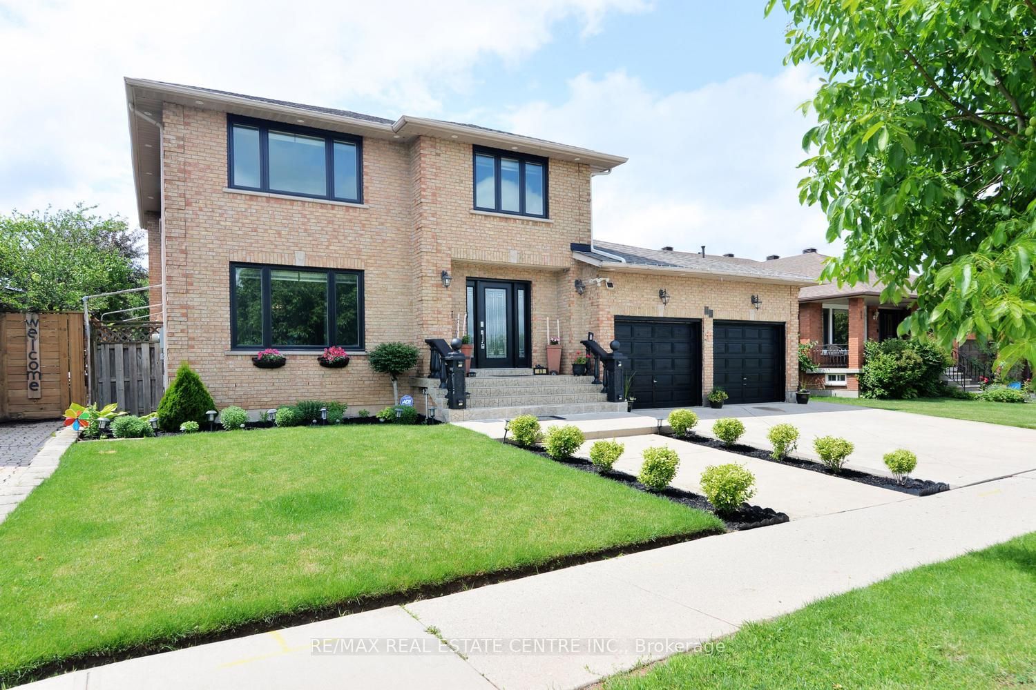 43 Regalview Drive, Hamilton, ON L8G 4Y7 photo 3