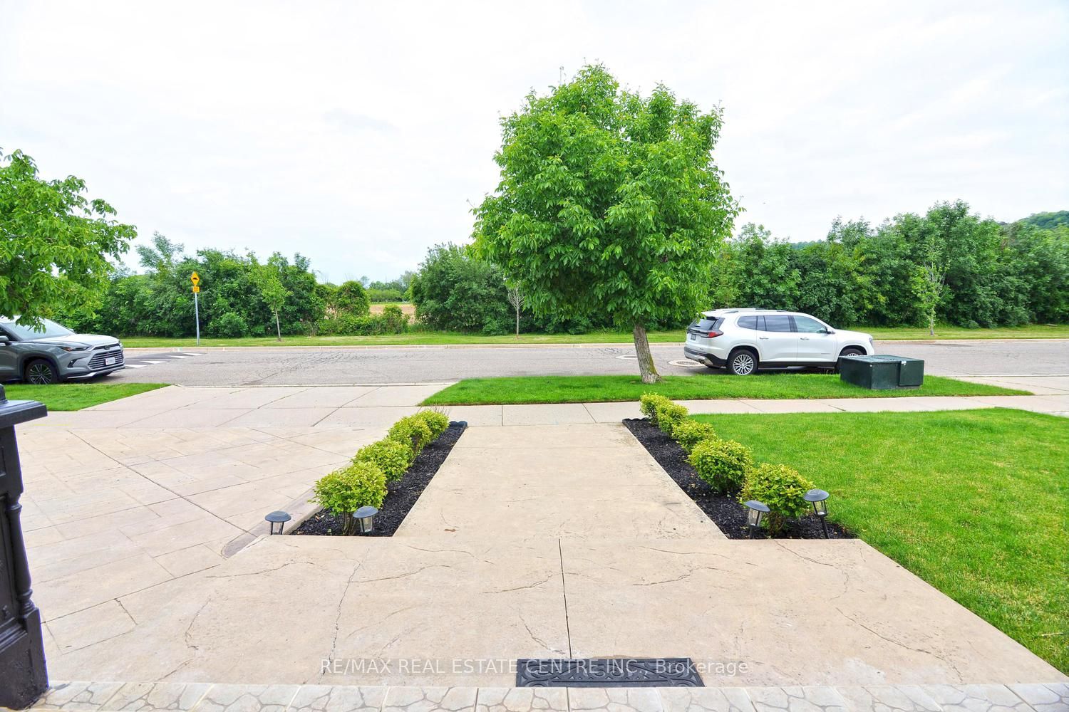 43 Regalview Drive, Hamilton, ON L8G 4Y7 photo 5