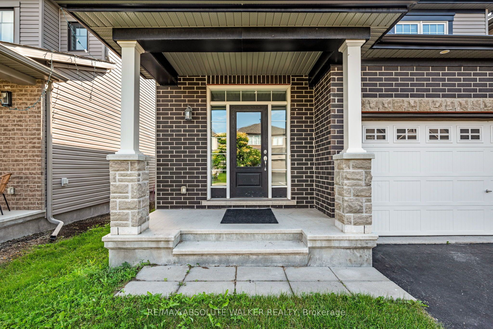 213 Esturgeon Street, Orleans - Cumberland and Area, ON K4A 1G3 photo 3