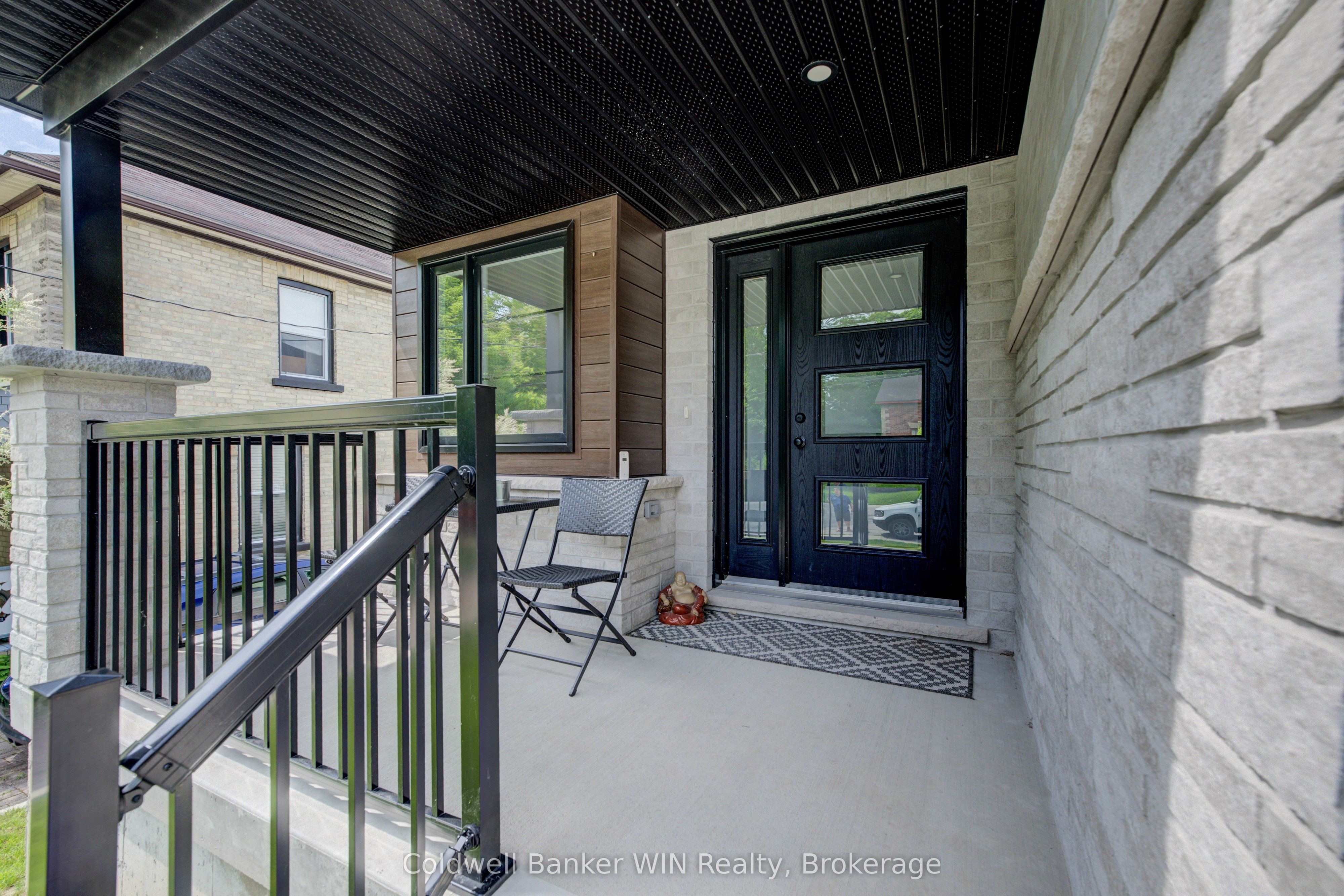 247 Fergus Street N, Wellington North, ON N0G 2L2 photo 2