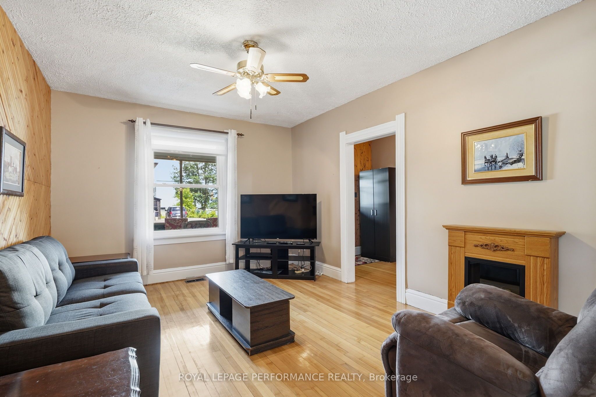 178 Nelson Street E, Hawkesbury, ON K6A 1L8 photo 4