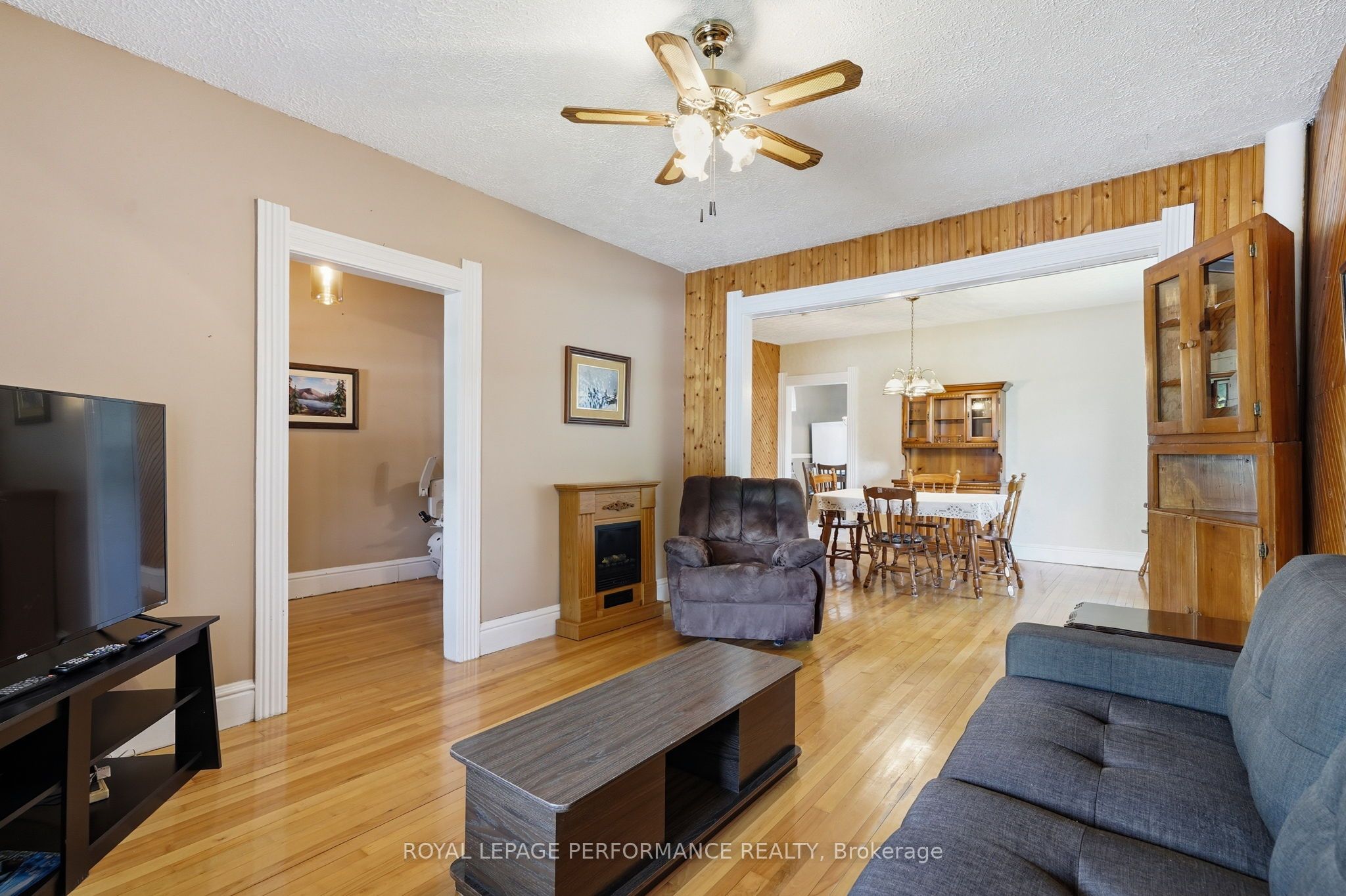 178 Nelson Street E, Hawkesbury, ON K6A 1L8 photo 5