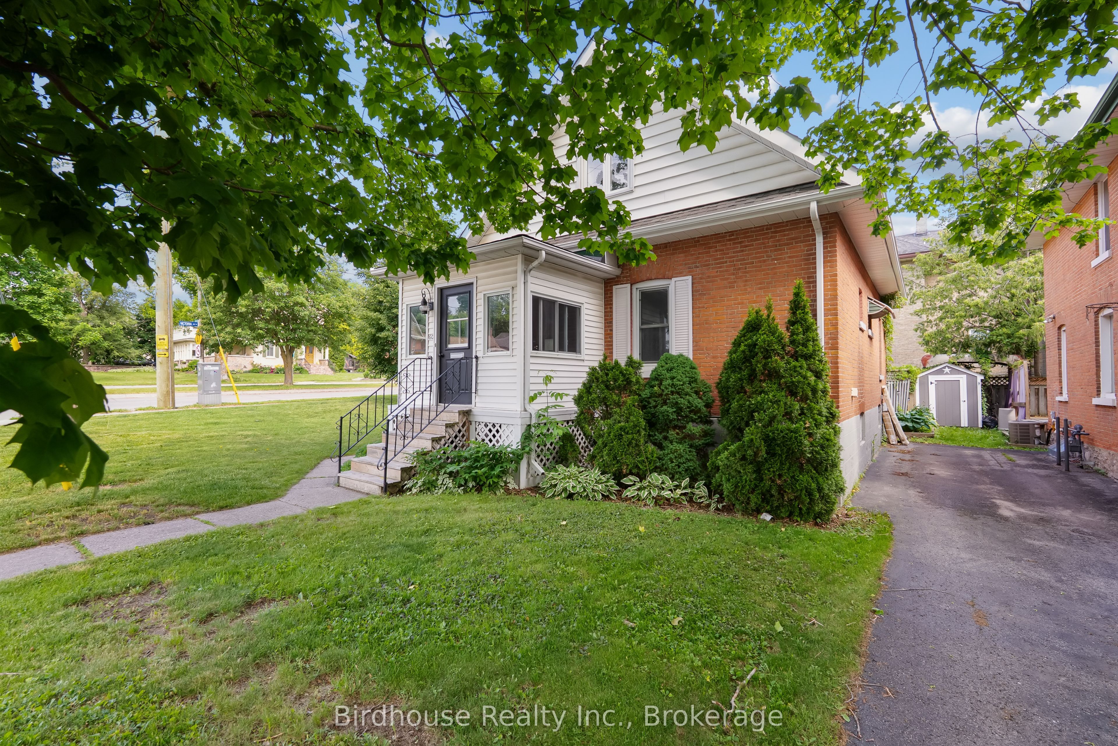 60 Wellington Street, Kawartha Lakes, ON K9V 3N5 photo 3