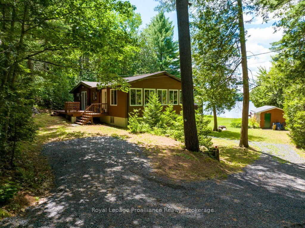 1793A Hughes Landing Road, Addington Highlands, ON K0H 1K0 photo 5