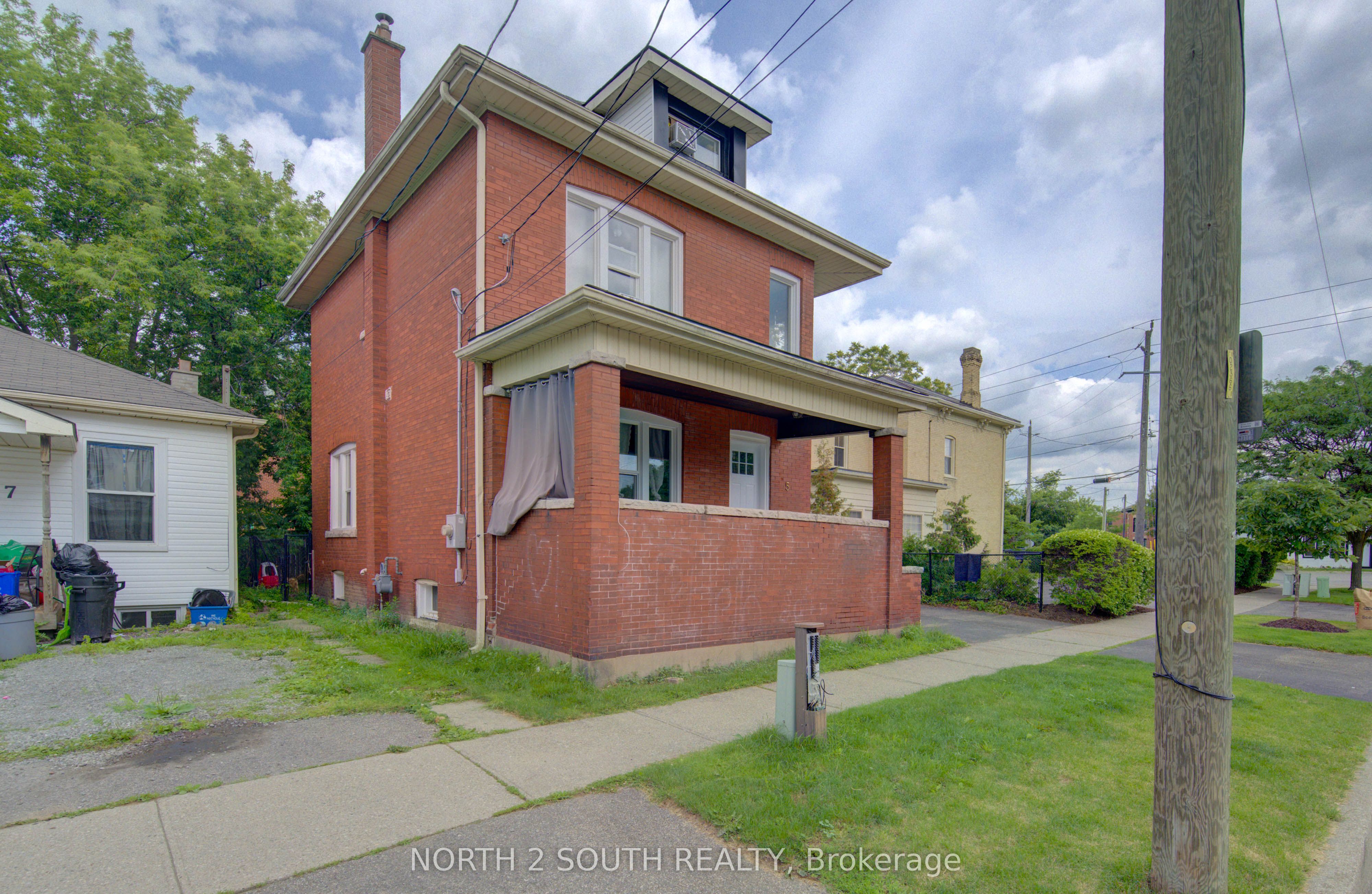 5 Fleet Street, Brantford, ON N3T 3S8 photo 3