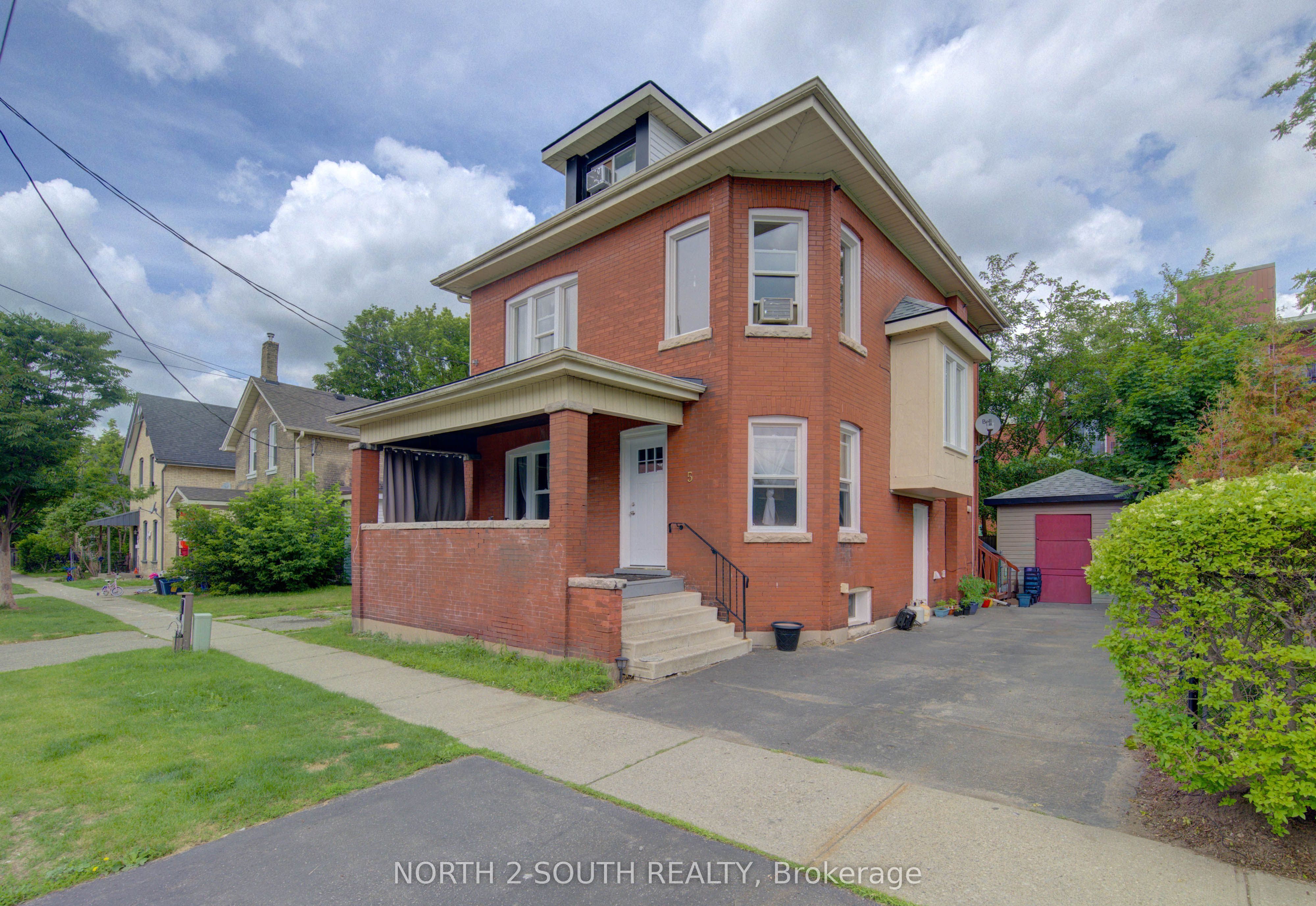 5 Fleet Street, Brantford, ON N3T 3S8 photo 4