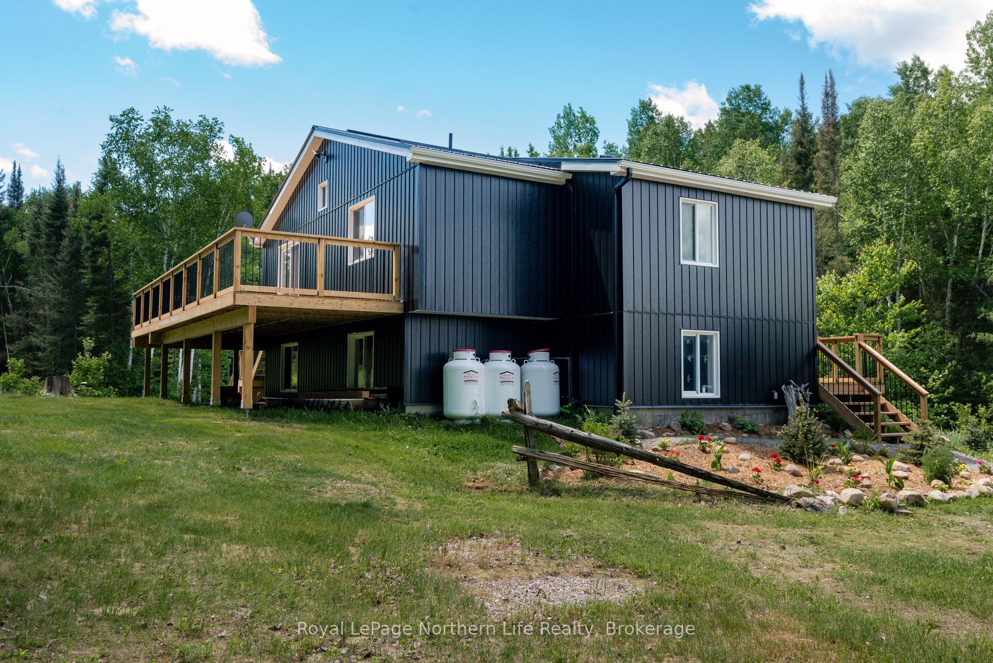 70 Highway 17 E, Bonfield, ON P0H 1E0 photo 3