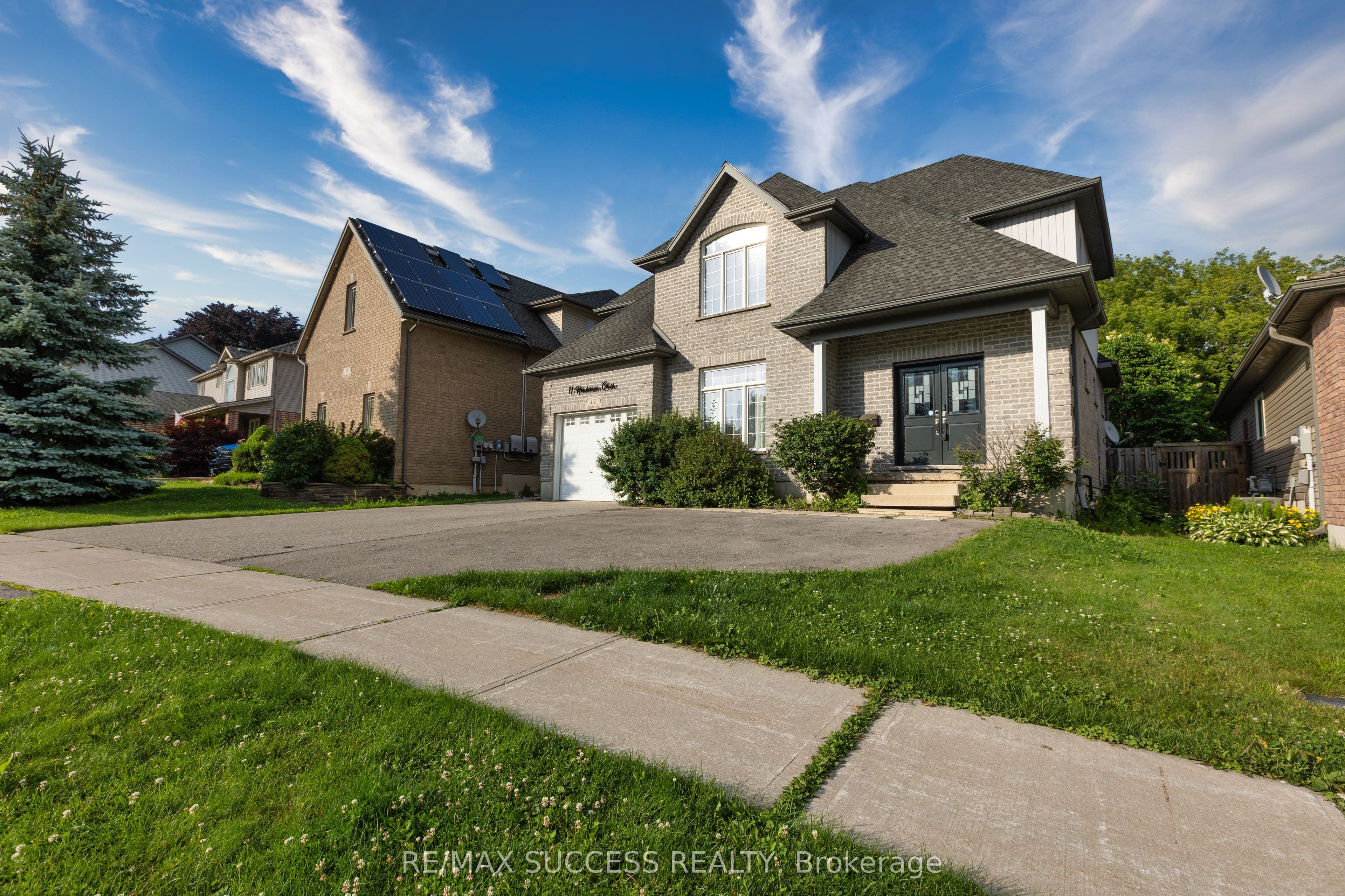 11 Henderson Court, Ingersoll, ON N5C 0A1 photo 4