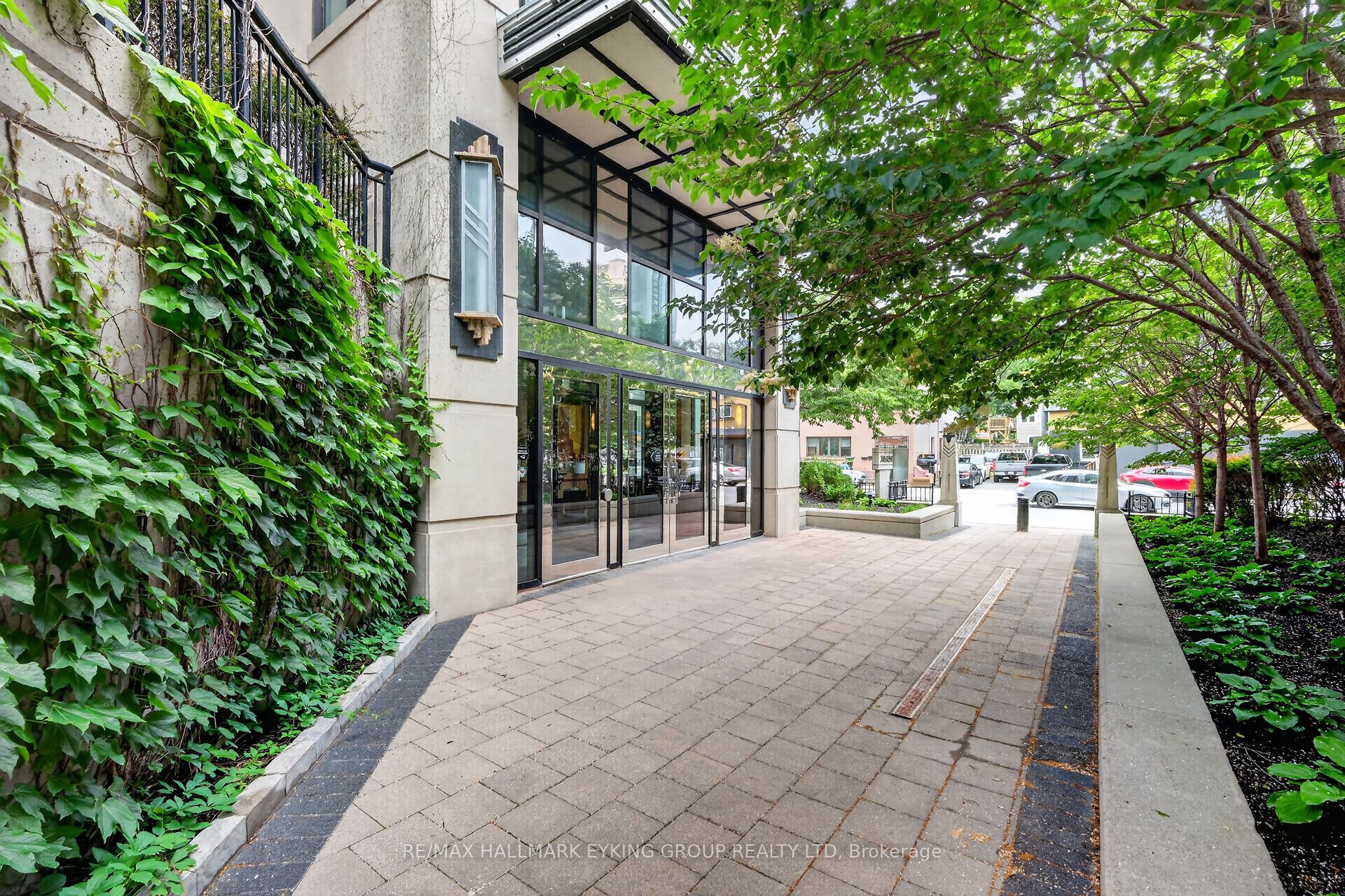 245 Kent Street 301, Ottawa Centre, ON K2P 0A5 photo 4
