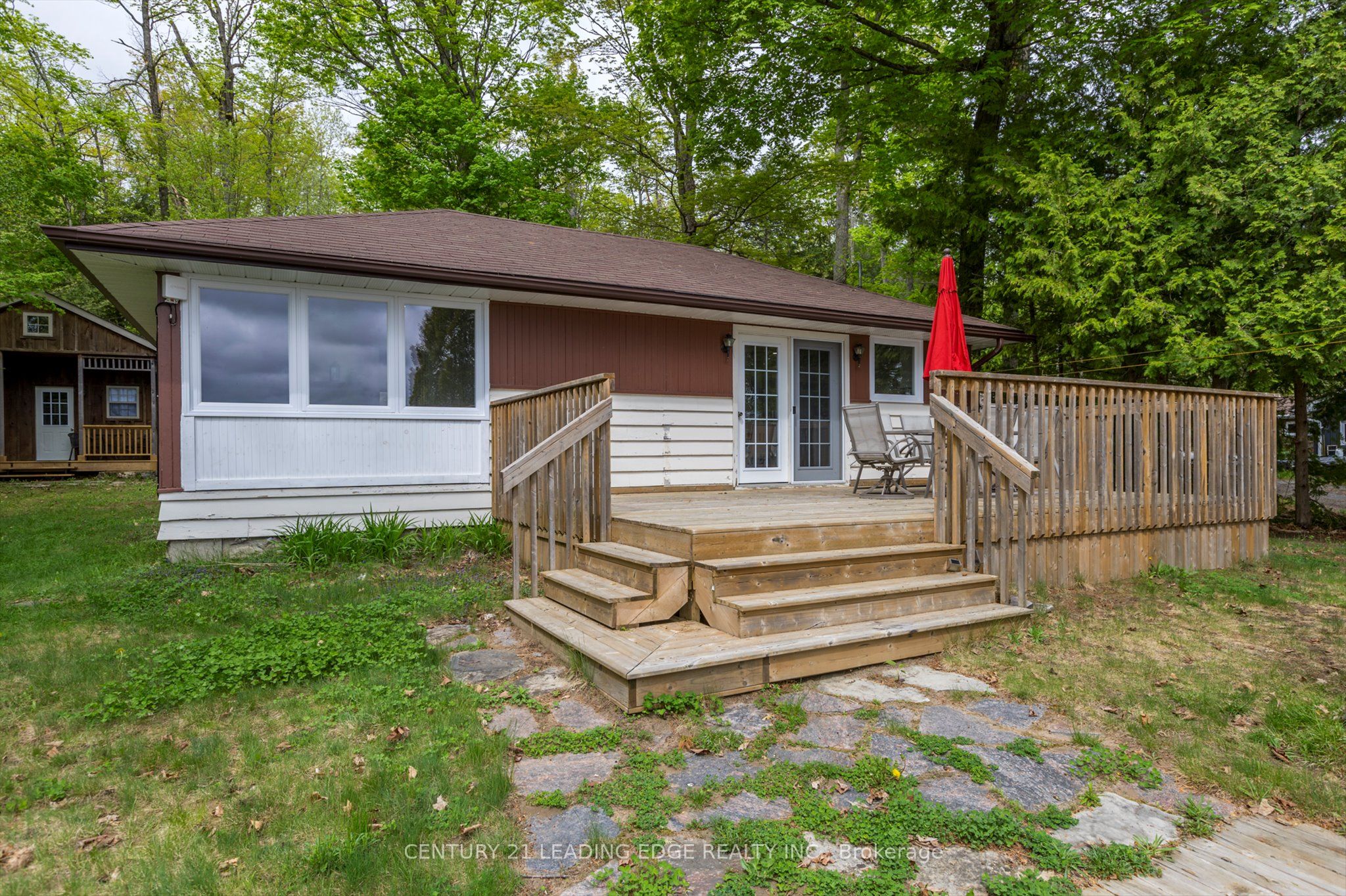 1963 WHITE LAKE Road W, Douro-Dummer, ON K0L 2H0 photo 2