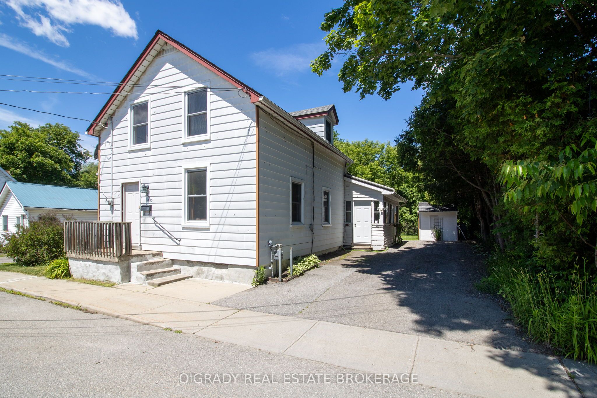 26 Delhi Street, Brockville, ON K6V 4H3