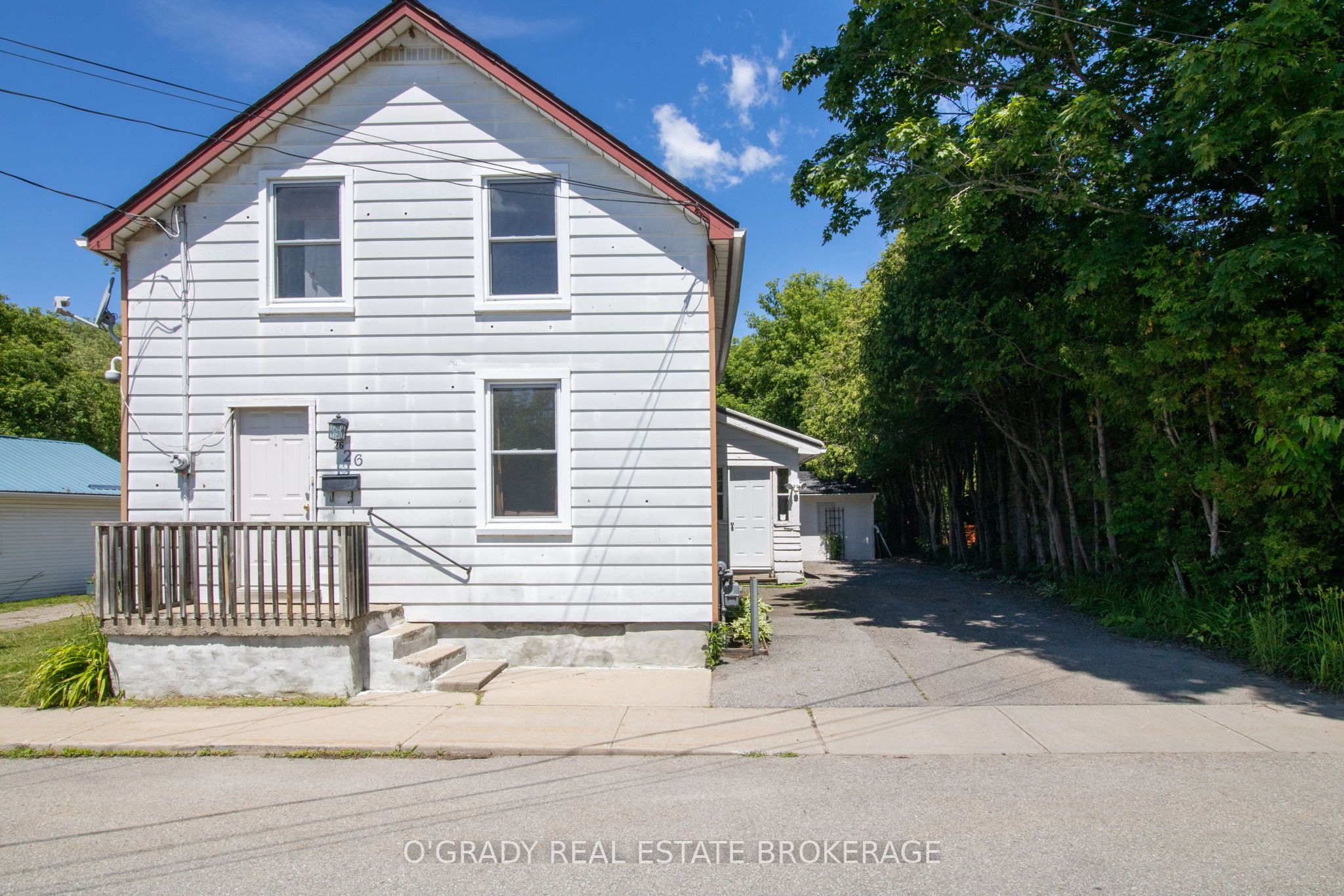 26 Delhi Street, Brockville, ON K6V 4H3 photo 2