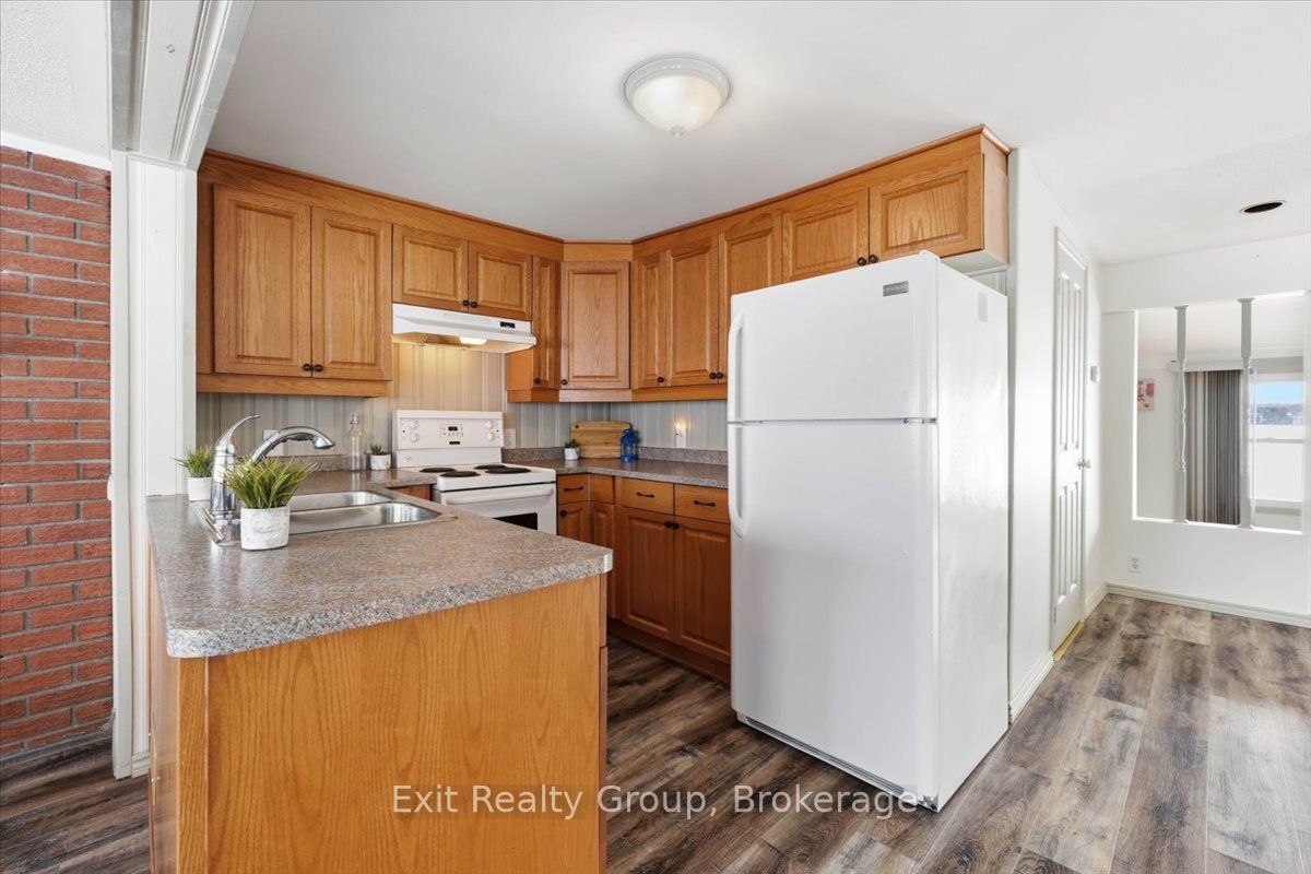 1083 Lakeside Drive, Prince Edward County, ON K0K 1T0 photo 5