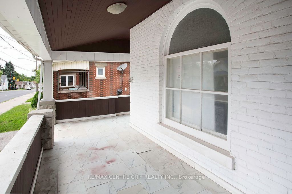 66 Adelaide Street S, London South, ON N5Z 3K4 photo 3