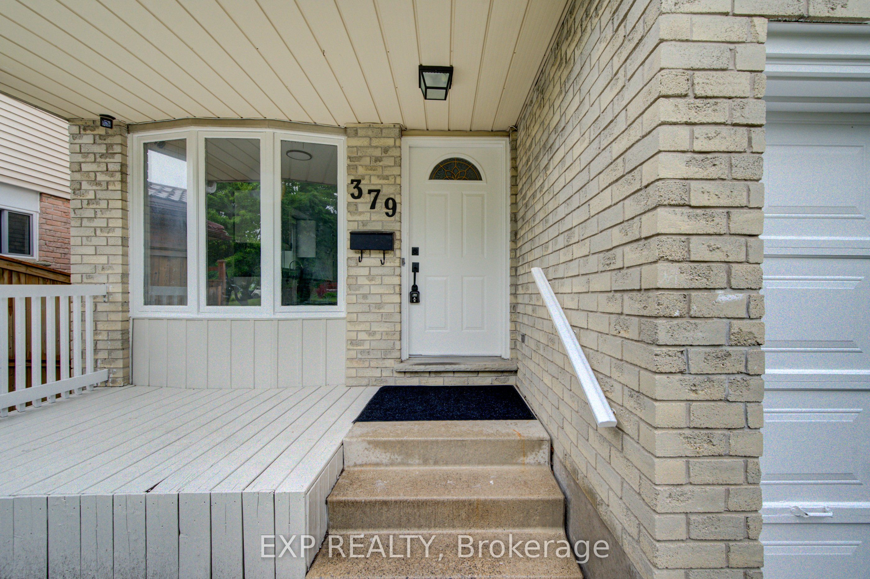 379 Veronica Drive, Kitchener, ON N2A 2R8 photo 3