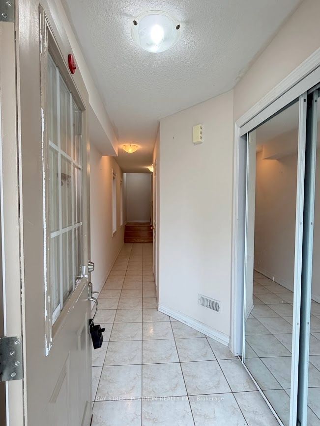 54-6 Nisbet Boulevard, Hamilton, ON L8B 0S9 photo 2