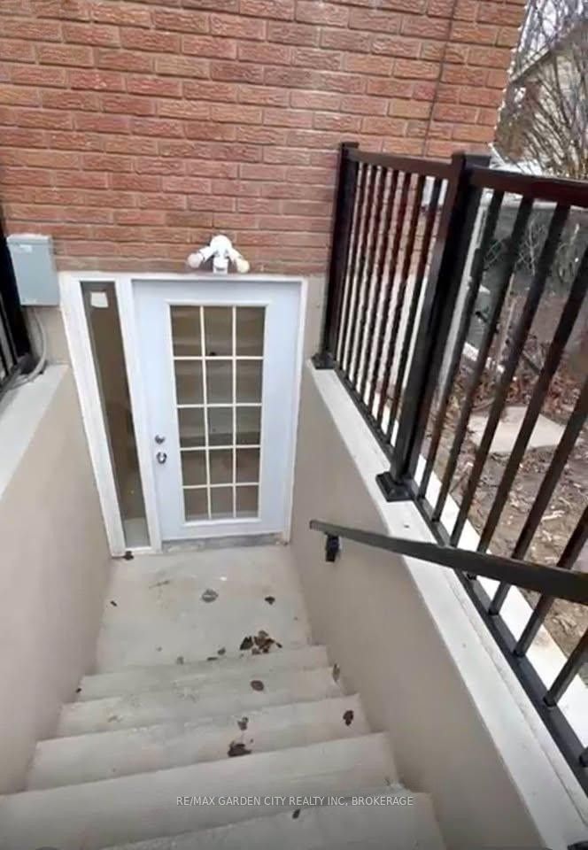 60 Wakelin Terrace LWR-2B, St. Catharines, ON L2M 4K9 photo 2