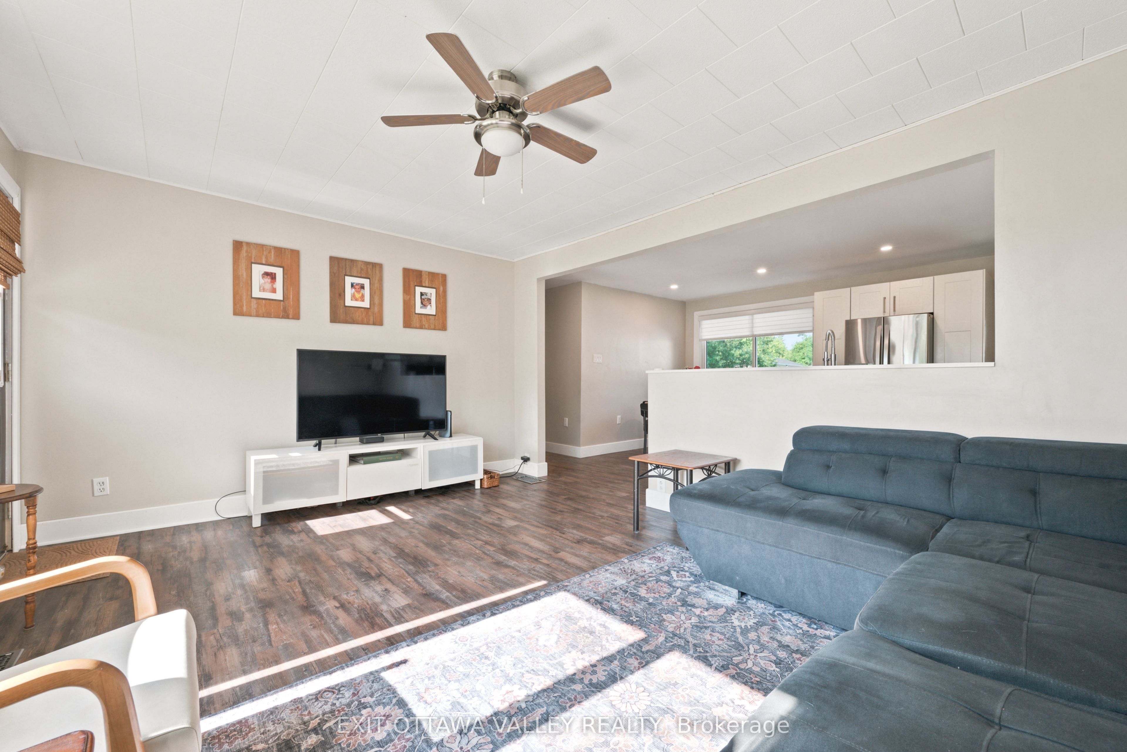 41 Huron Street, Deep River, ON K0J 1P0 photo 5