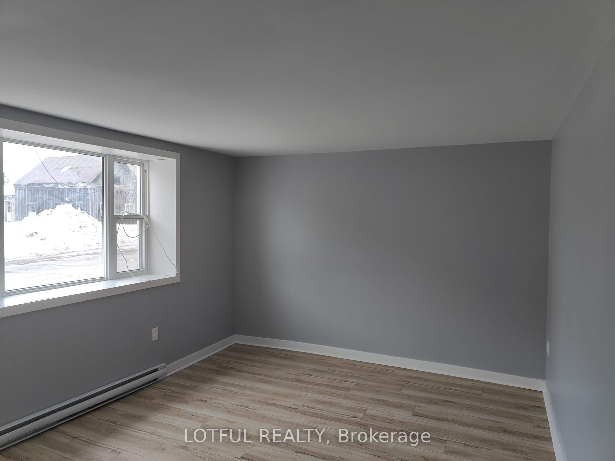 17 Main Street W 2, Elizabethtown-Kitley, ON K0E 1M0 photo 3