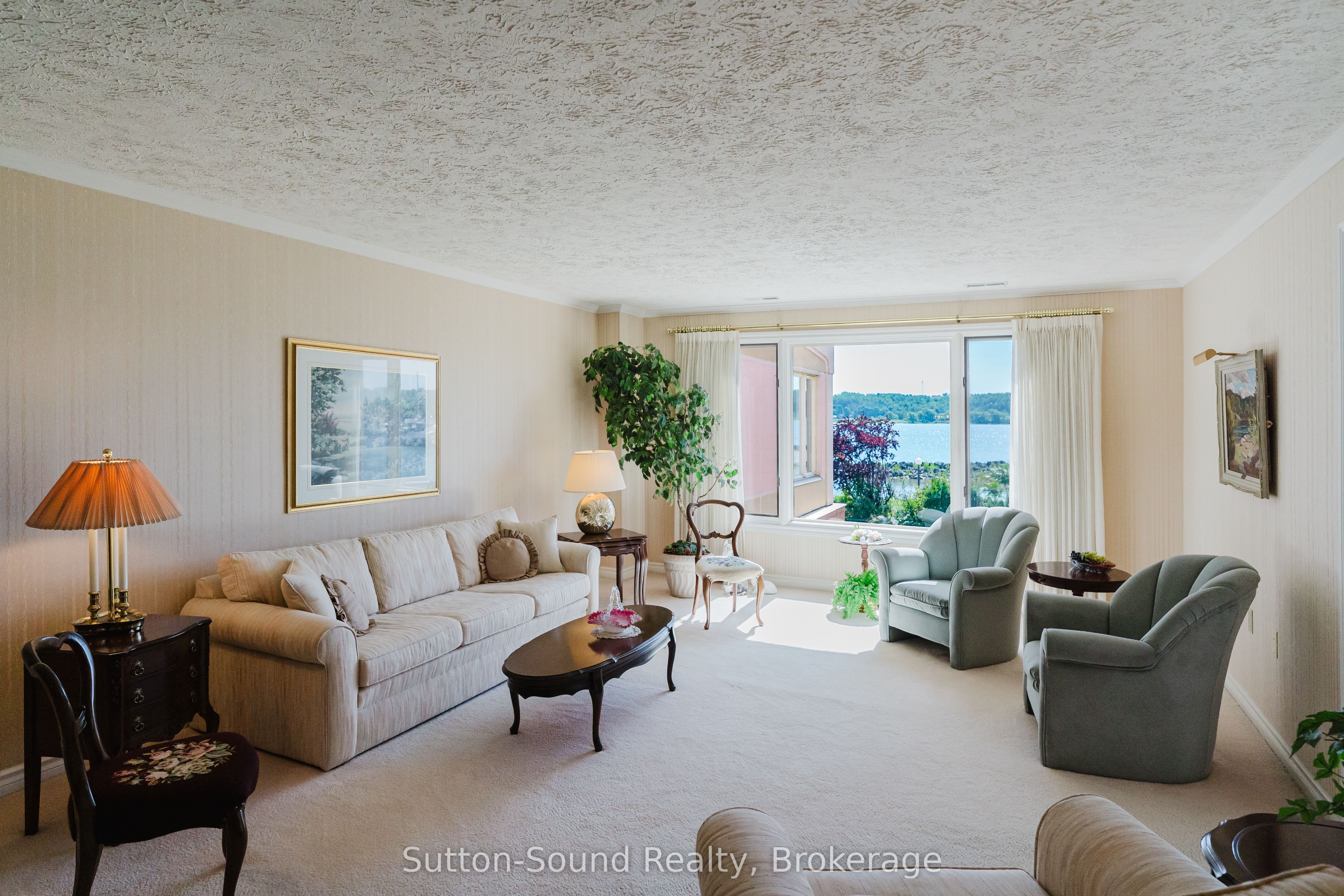 2555 3rd Avenue W 102, Owen Sound, ON N4K 6T8 photo 4