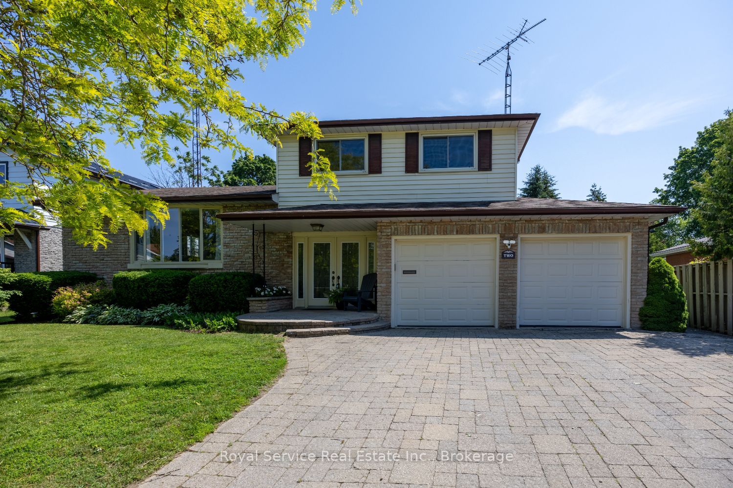 2 Ravensdale Road, Cobourg, ON K9A 2B9 photo 3