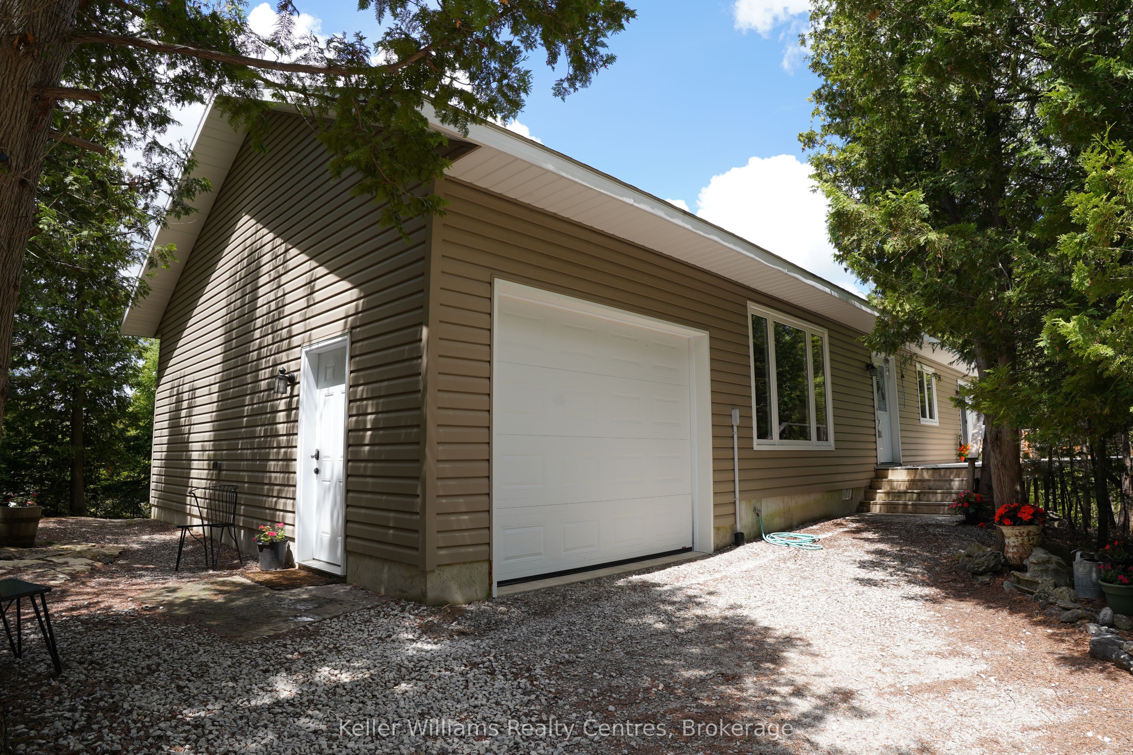 454 Highway 6 N/A, South Bruce Peninsula, ON N0H 2T0 photo 3
