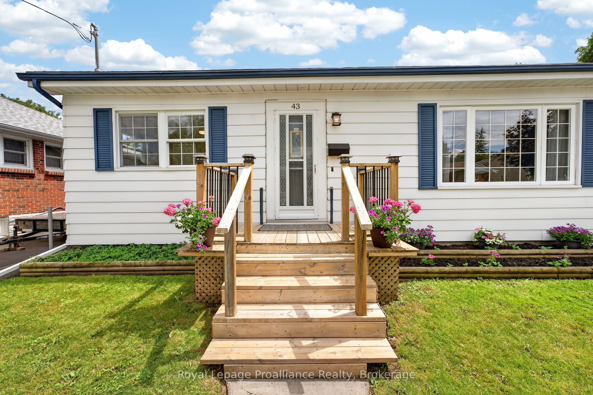 43 Hastings Drive, Belleville, ON K8N 1J4 photo 3