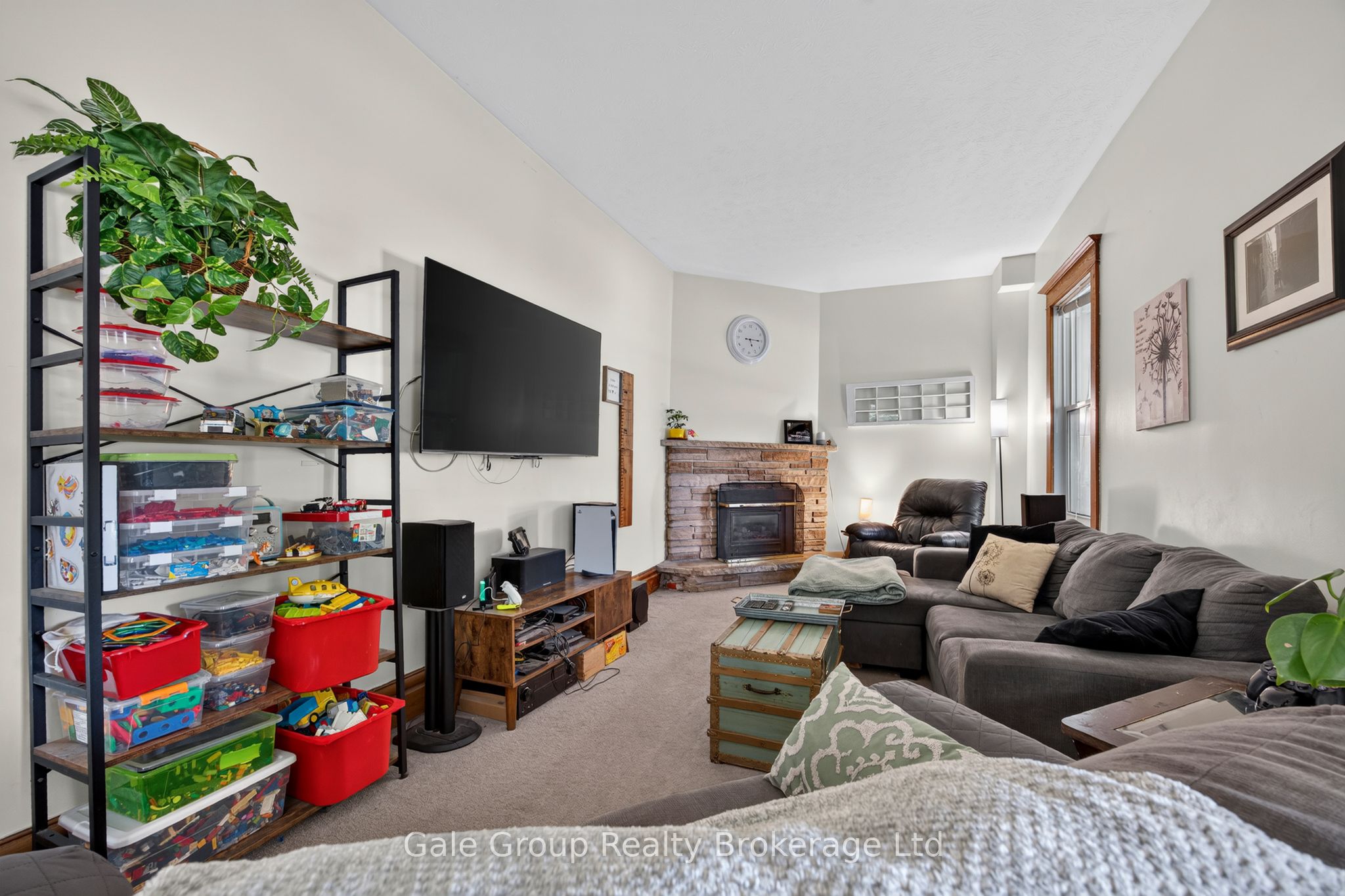 445 Vincent Street, Woodstock, ON N4S 5M9 photo 2