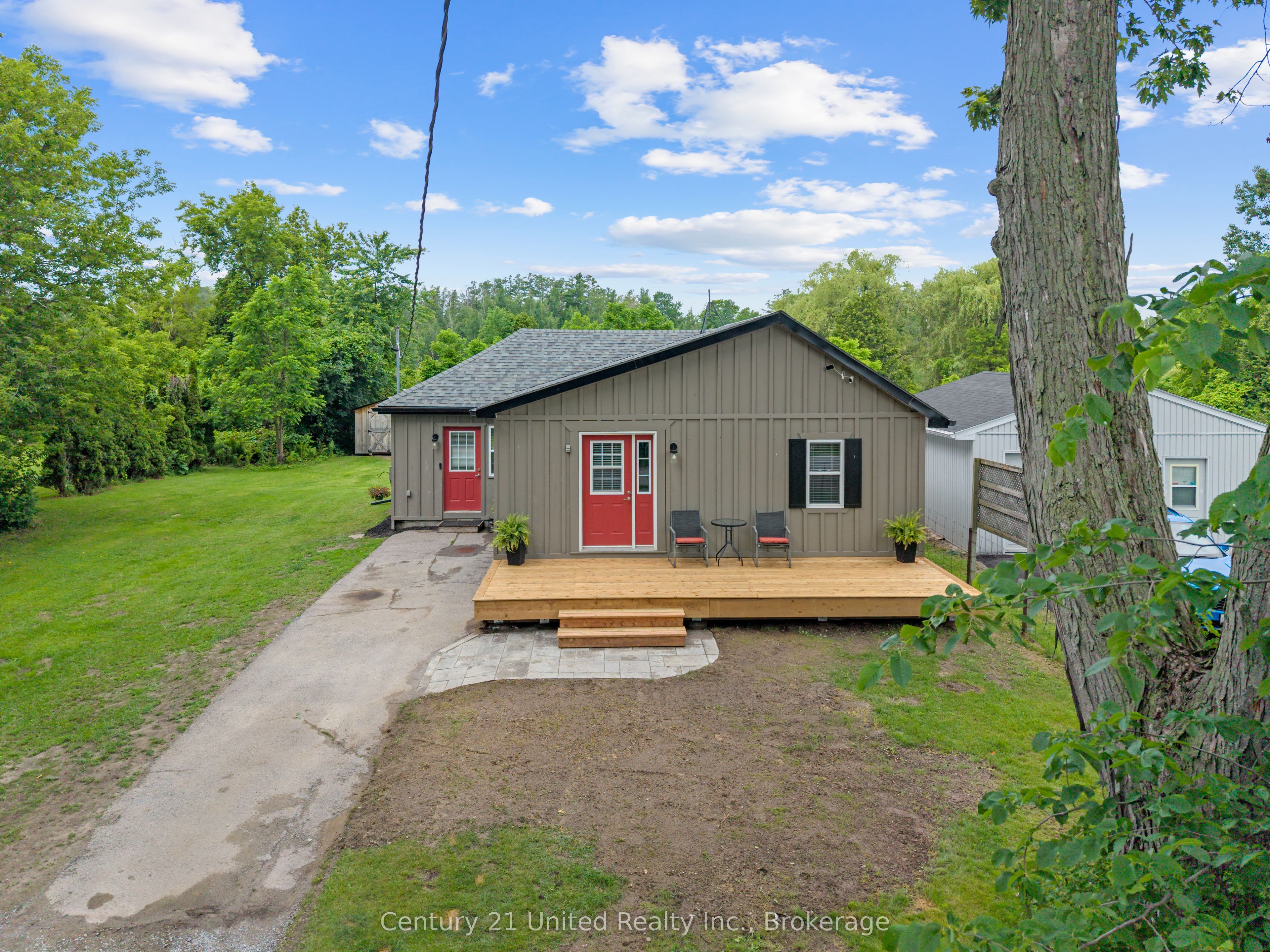 5402 Young Street, Hamilton Township, ON K0K 2H0