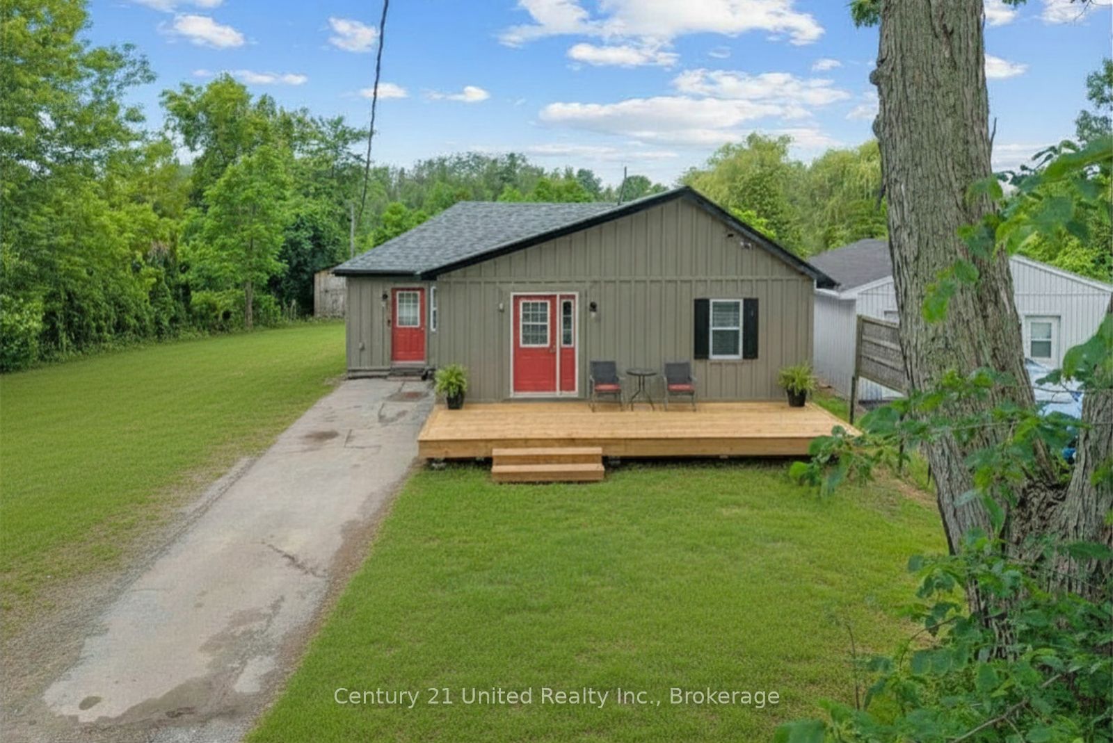 5402 Young Street, Hamilton Township, ON K0K 2H0 photo 2