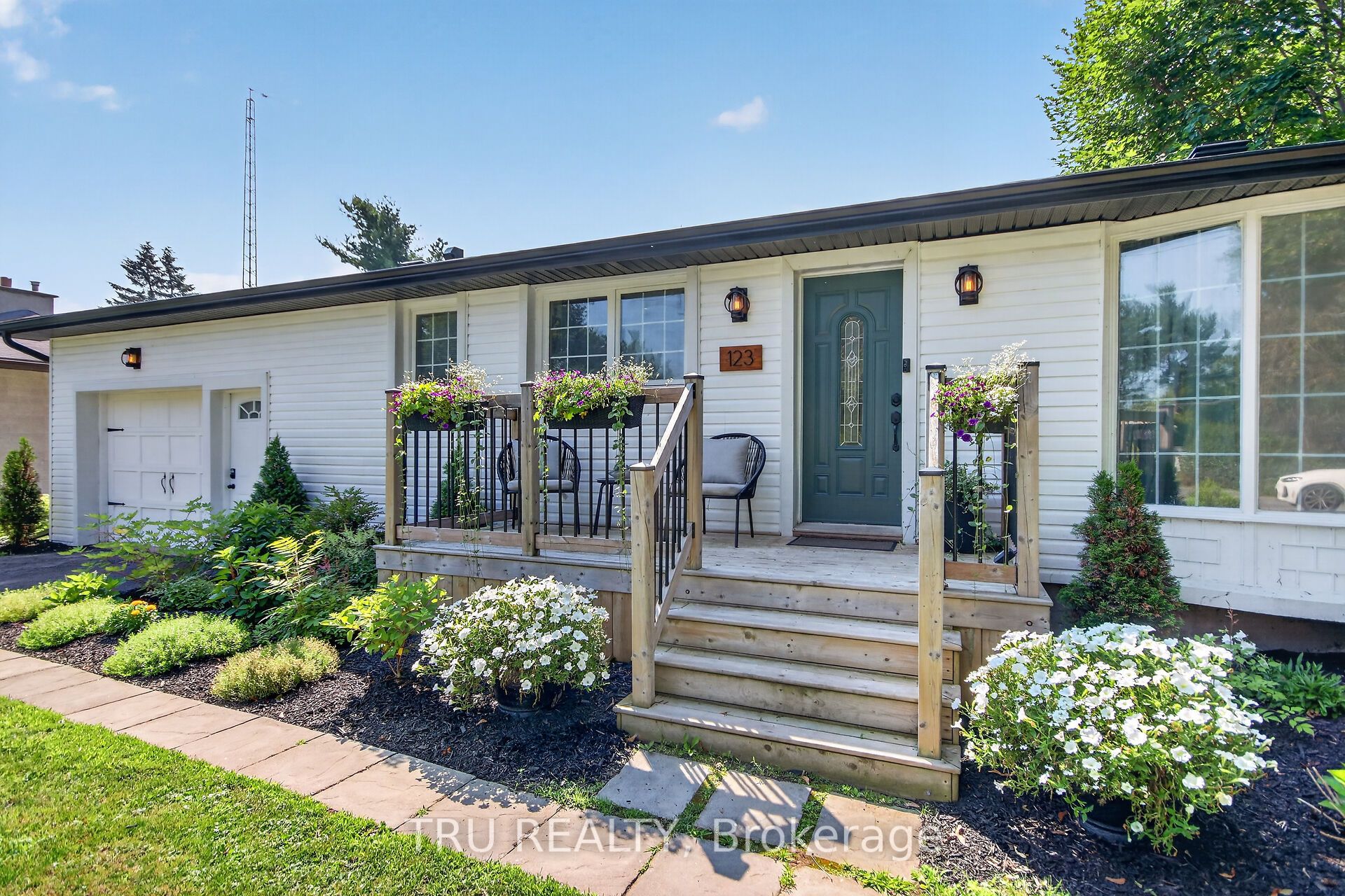 123 Main Street, North Dundas, ON K0A 2R0 photo 5
