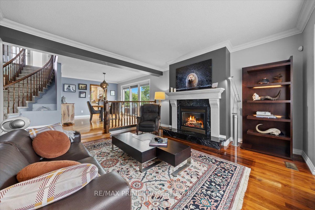 800 Fairwinds Terrace, Orleans - Convent Glen and Area, ON K1C 2X6 photo 5