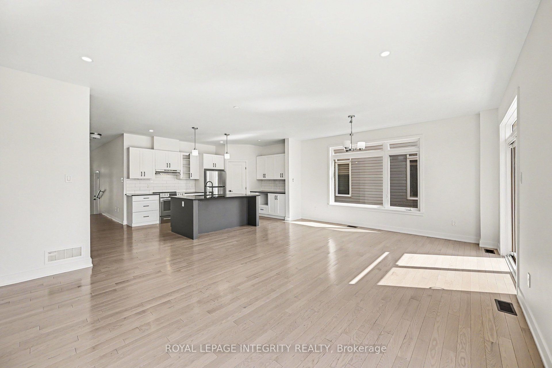 148 Thomas Street S, Arnprior, ON K7S 0J3 photo 4