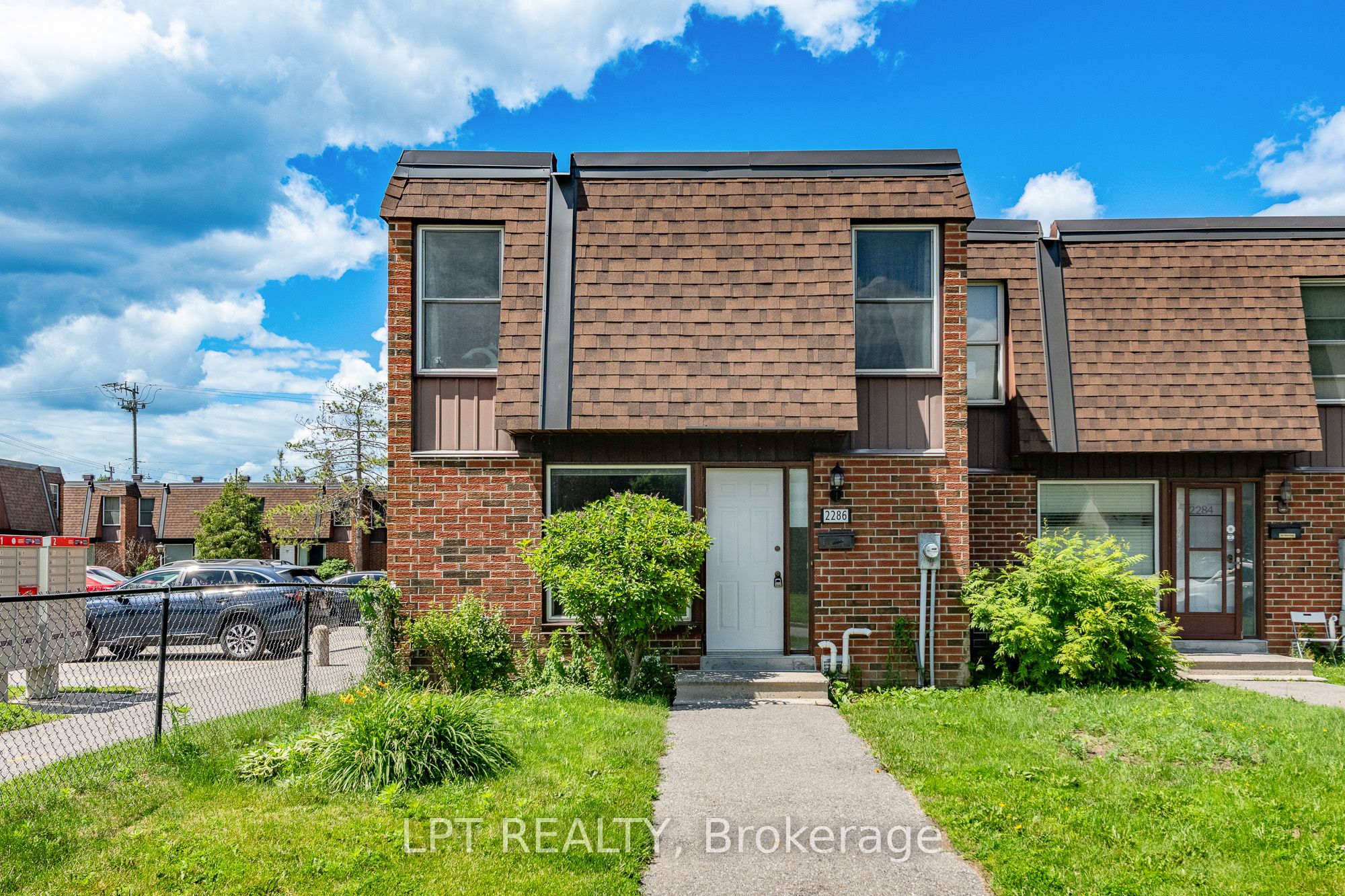 2286 COTTERS Crescent, Hunt Club - Windsor Park Village and Area, ON K1V 8Y6