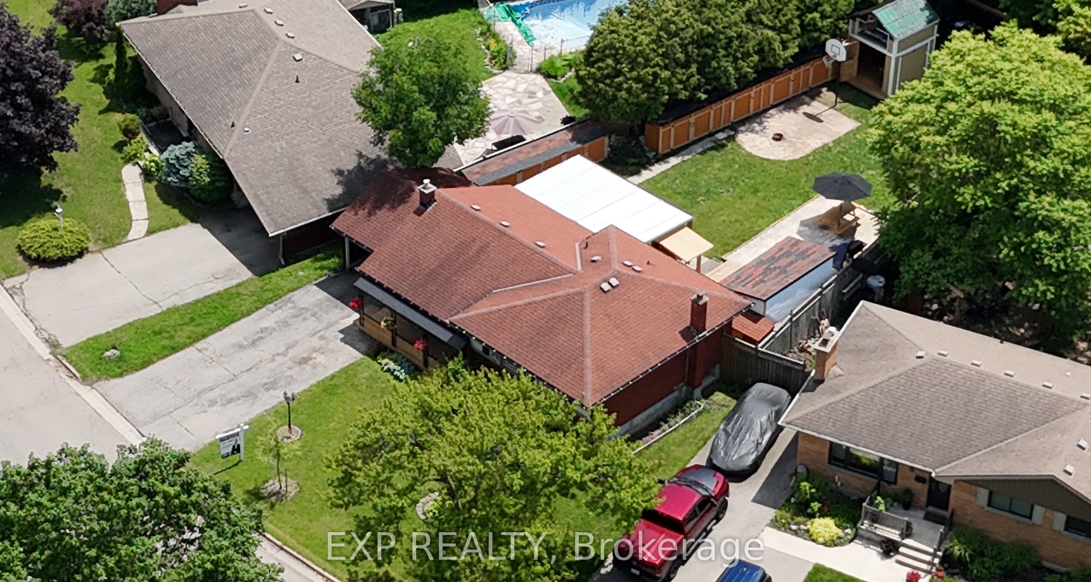 438 Magnolia Crescent, London East, ON N5Y 4S9 photo 2