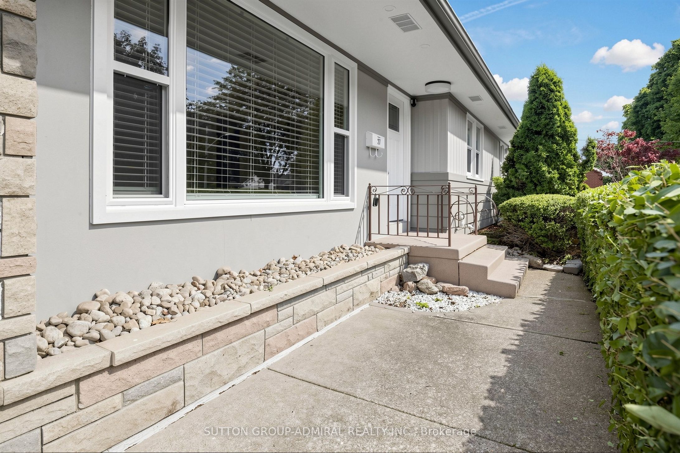 27 PATRICIA Drive, St. Catharines, ON L2M 4P2 photo 3